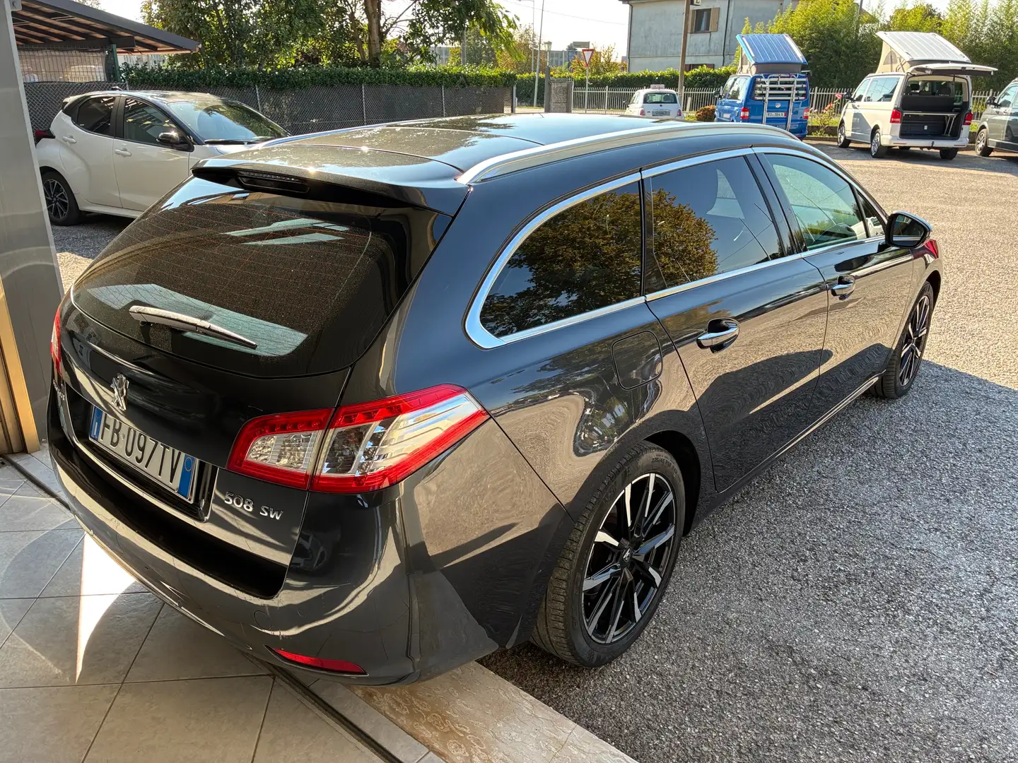 Peugeot 508 508 SW SW 2.0 hdi 16v Allure Ciel 140cv Nero - 2
