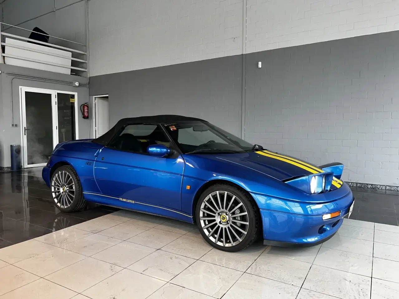 Lotus Elan