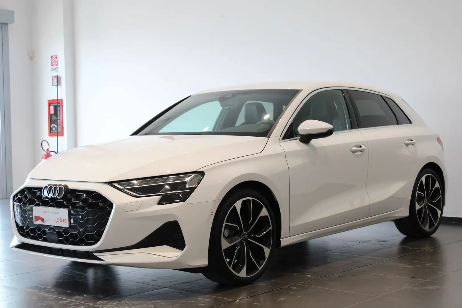 Audi A3 8YF Audi Sportback advanced 35 TFSI Bianco - 1