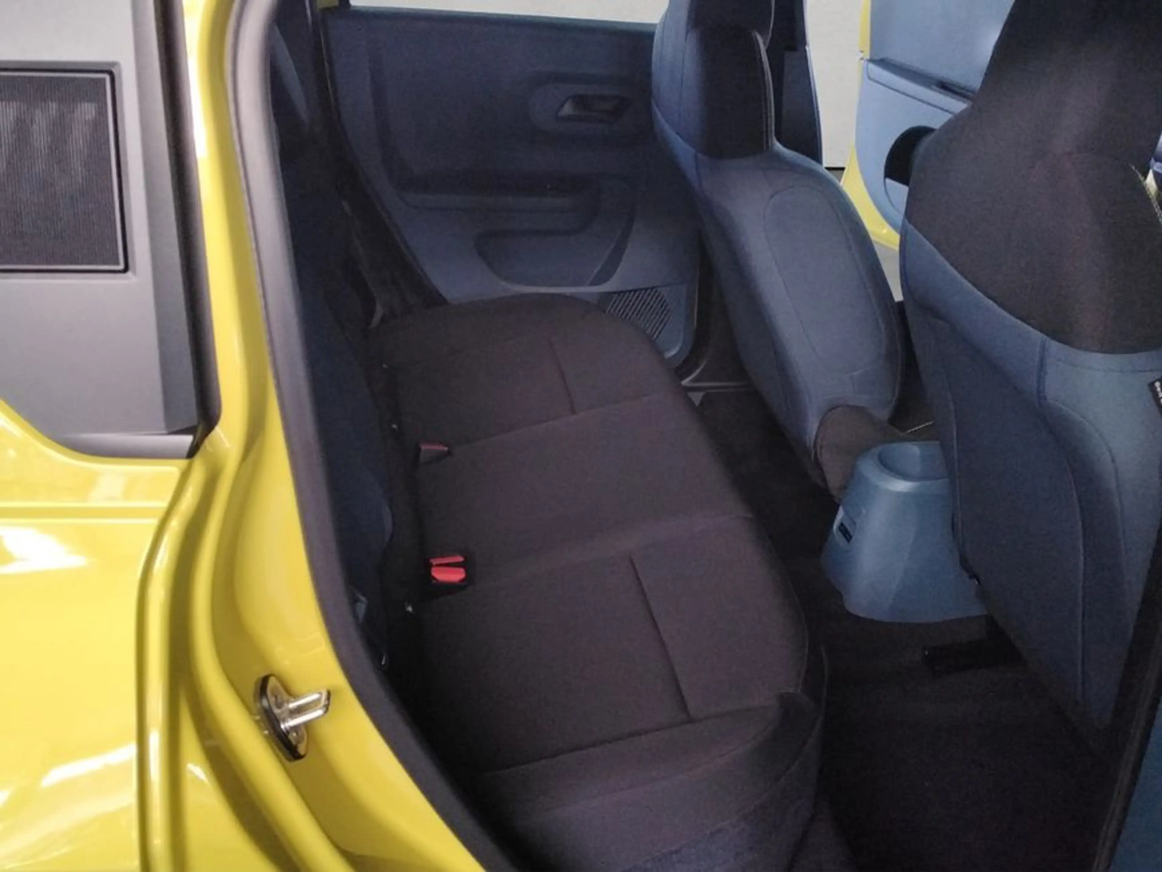 Fiat Grande Panda Hybrid 1.2 eDCT Business Edition — photo 20