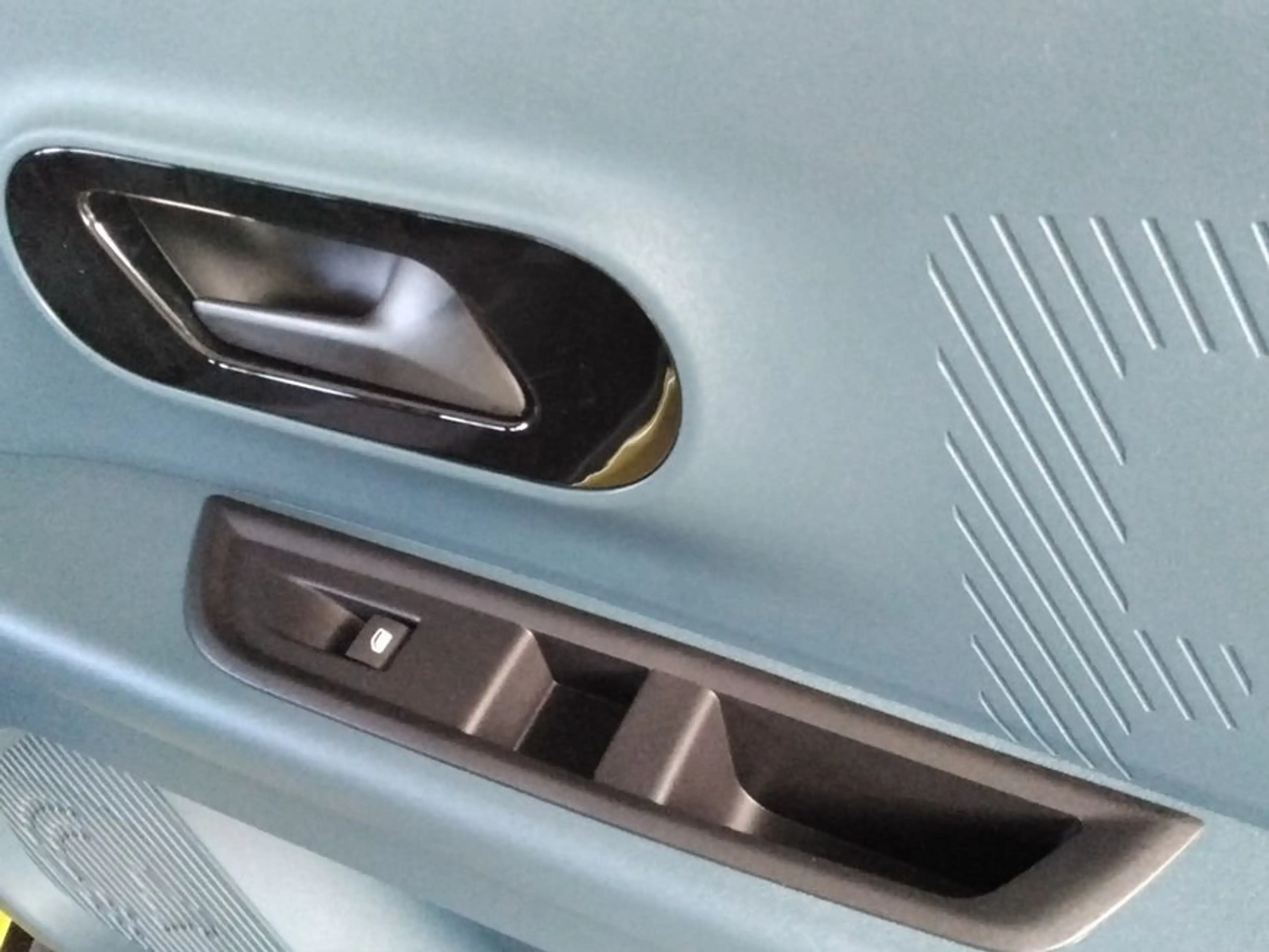 Fiat Grande Panda Hybrid 1.2 eDCT Business Edition — photo 19