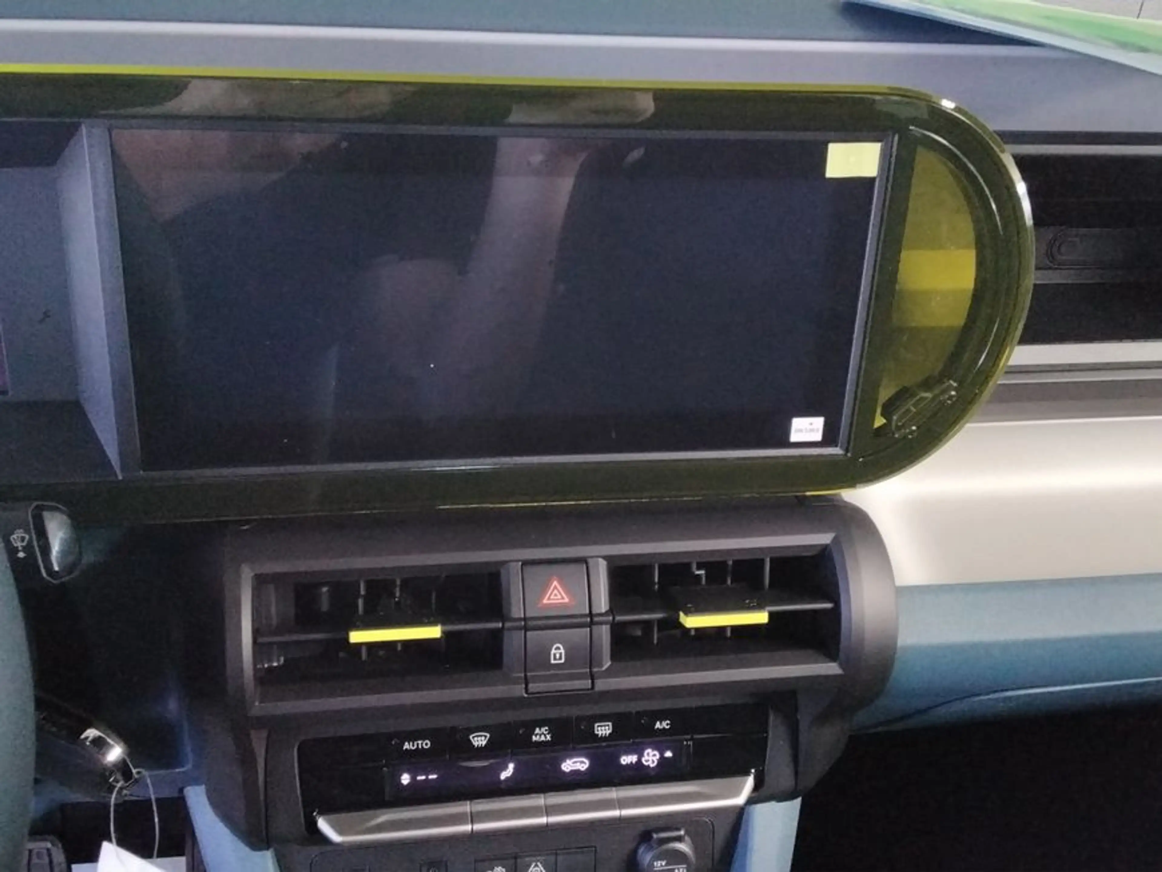 Fiat Grande Panda Hybrid 1.2 eDCT Business Edition — photo 14