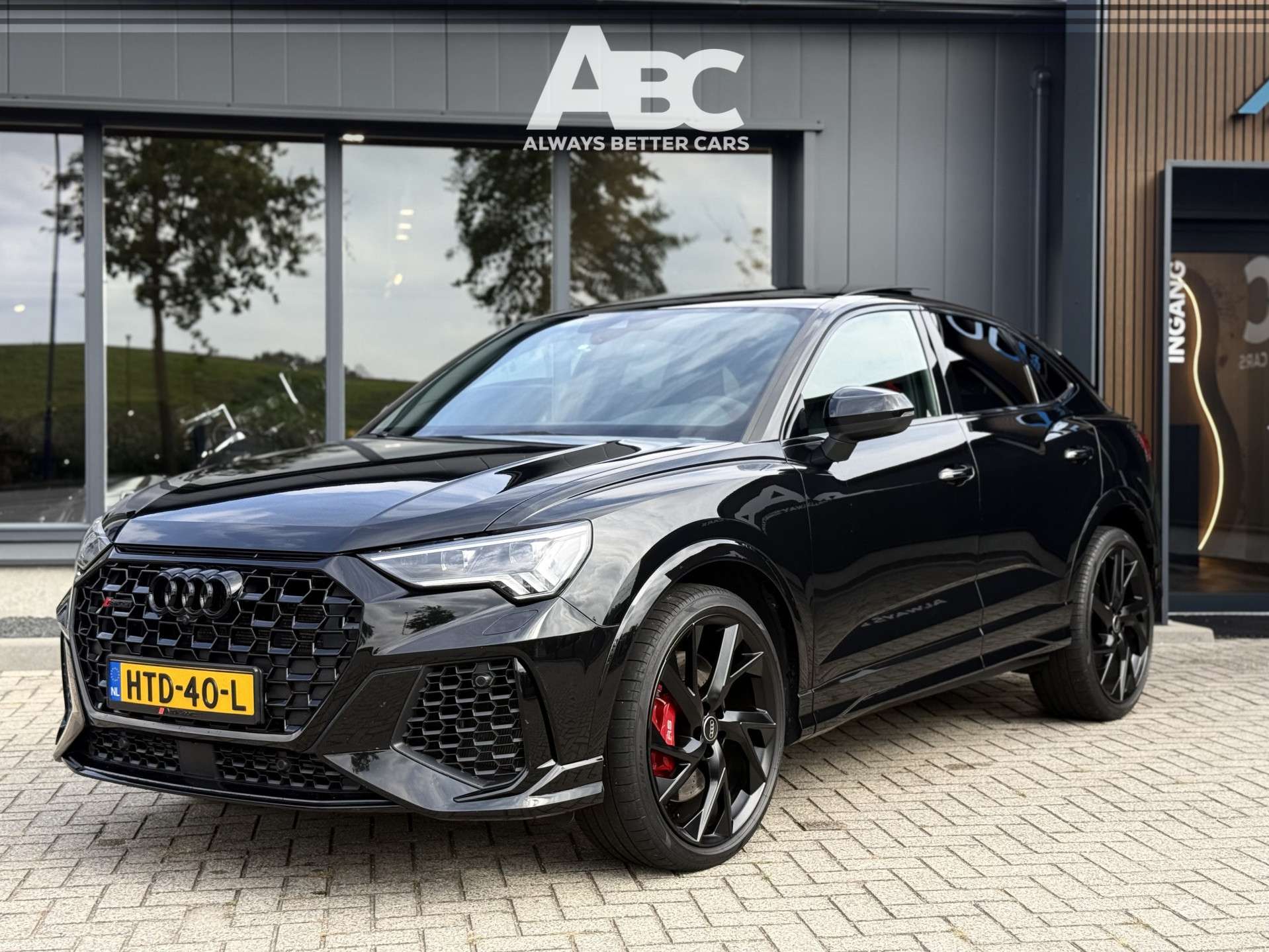 2022 Audi RSQ3