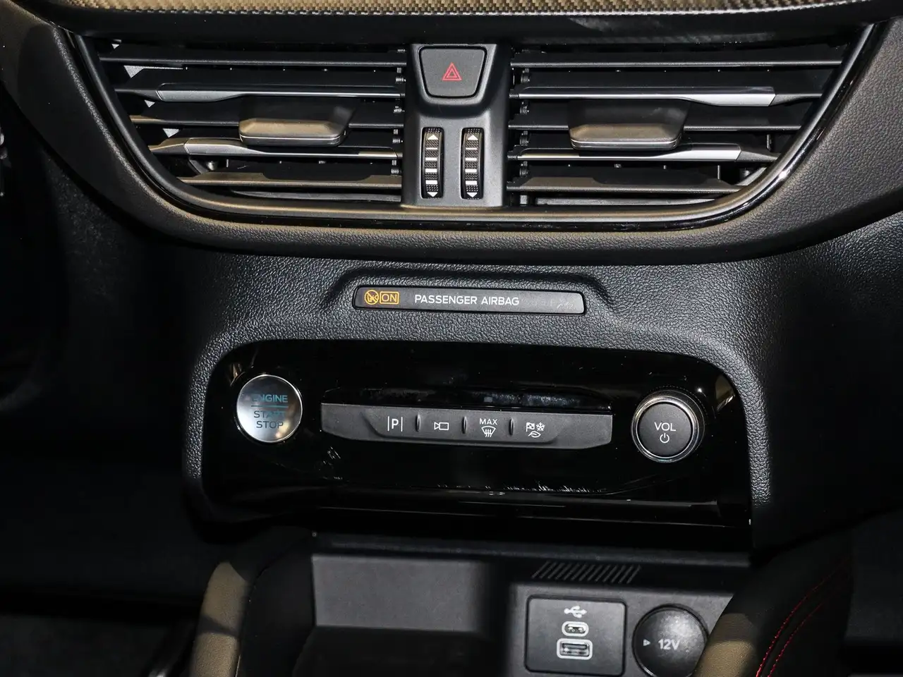 Ford Kuga Plug-In Hybrid ST-Line X 8