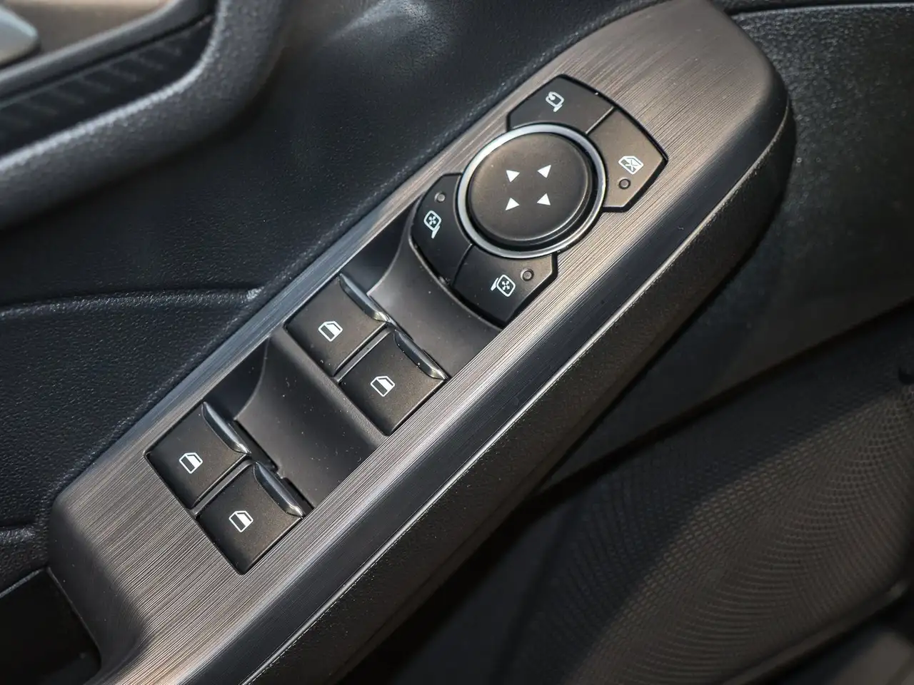 Ford Kuga Plug-In Hybrid ST-Line X 14