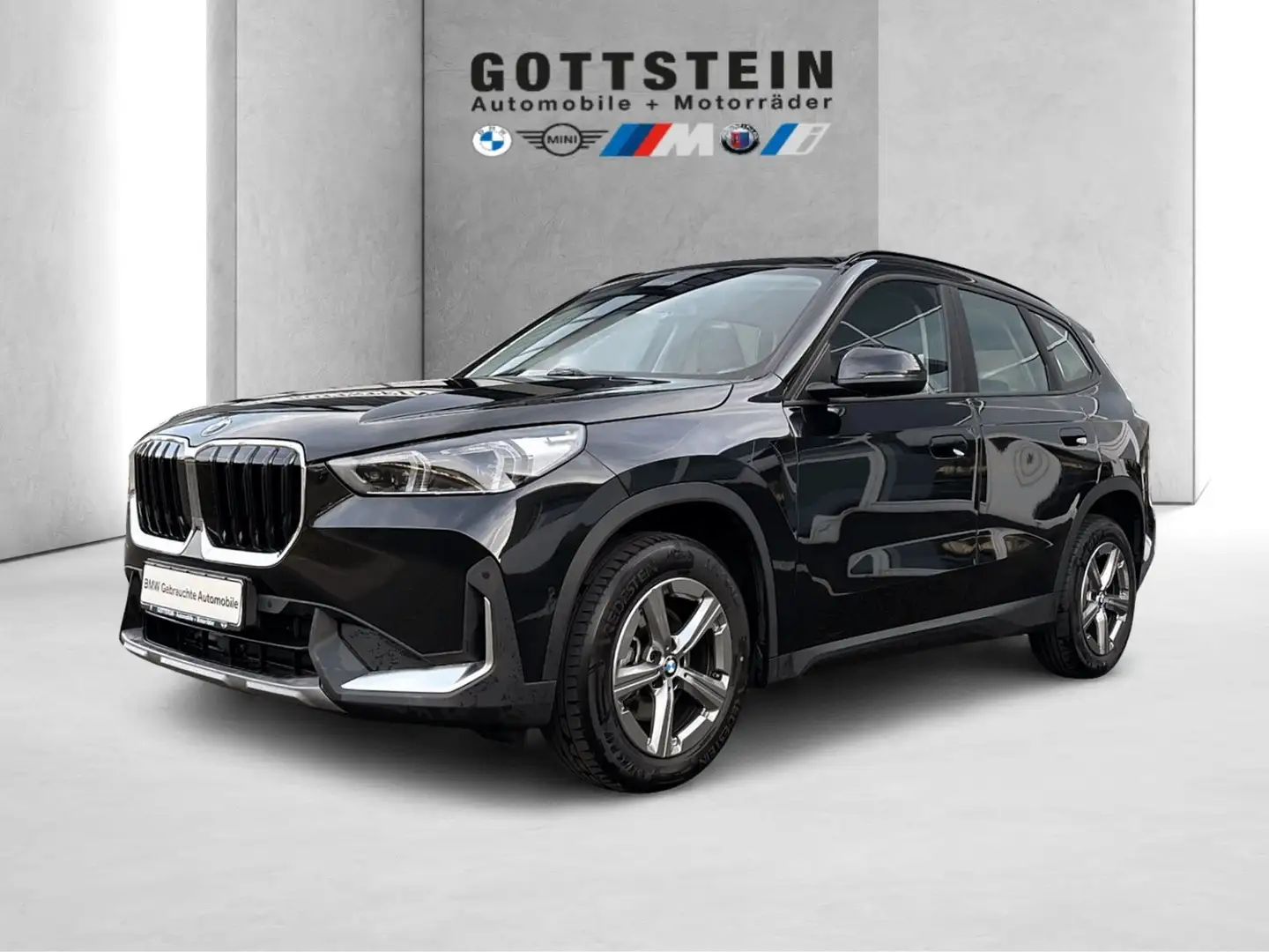 BMW X1 sDrive18i Schwarz - 1