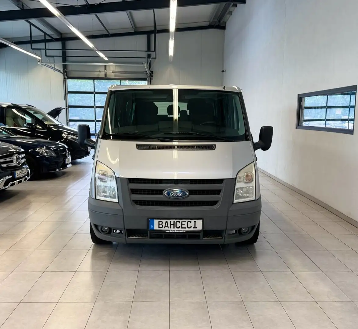 Ford Transit FT 300 K Euroline*Klima*Sthzg*AHK*6Sitze Plateado - 2