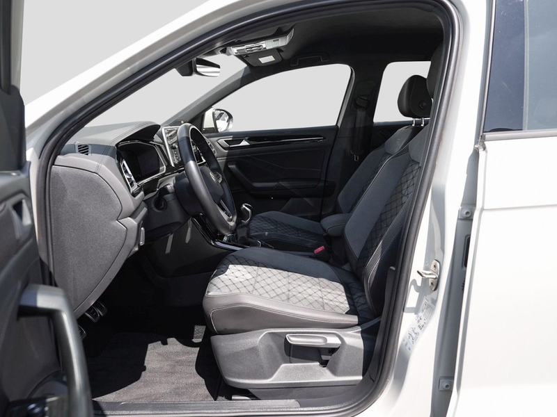 Volkswagen T-Roc 1.5 TSI R-Line /LED+/AppConect/DAB+/ACC — photo 17