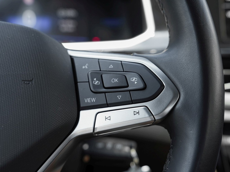 Volkswagen T-Roc 1.5 TSI R-Line /LED+/AppConect/DAB+/ACC — photo 18