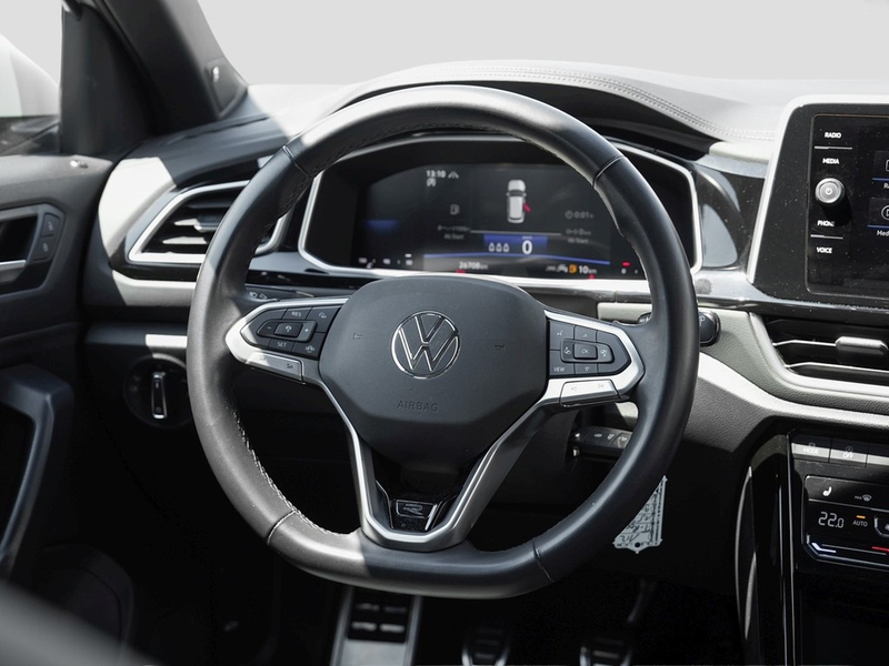Volkswagen T-Roc 1.5 TSI R-Line /LED+/AppConect/DAB+/ACC — photo 13