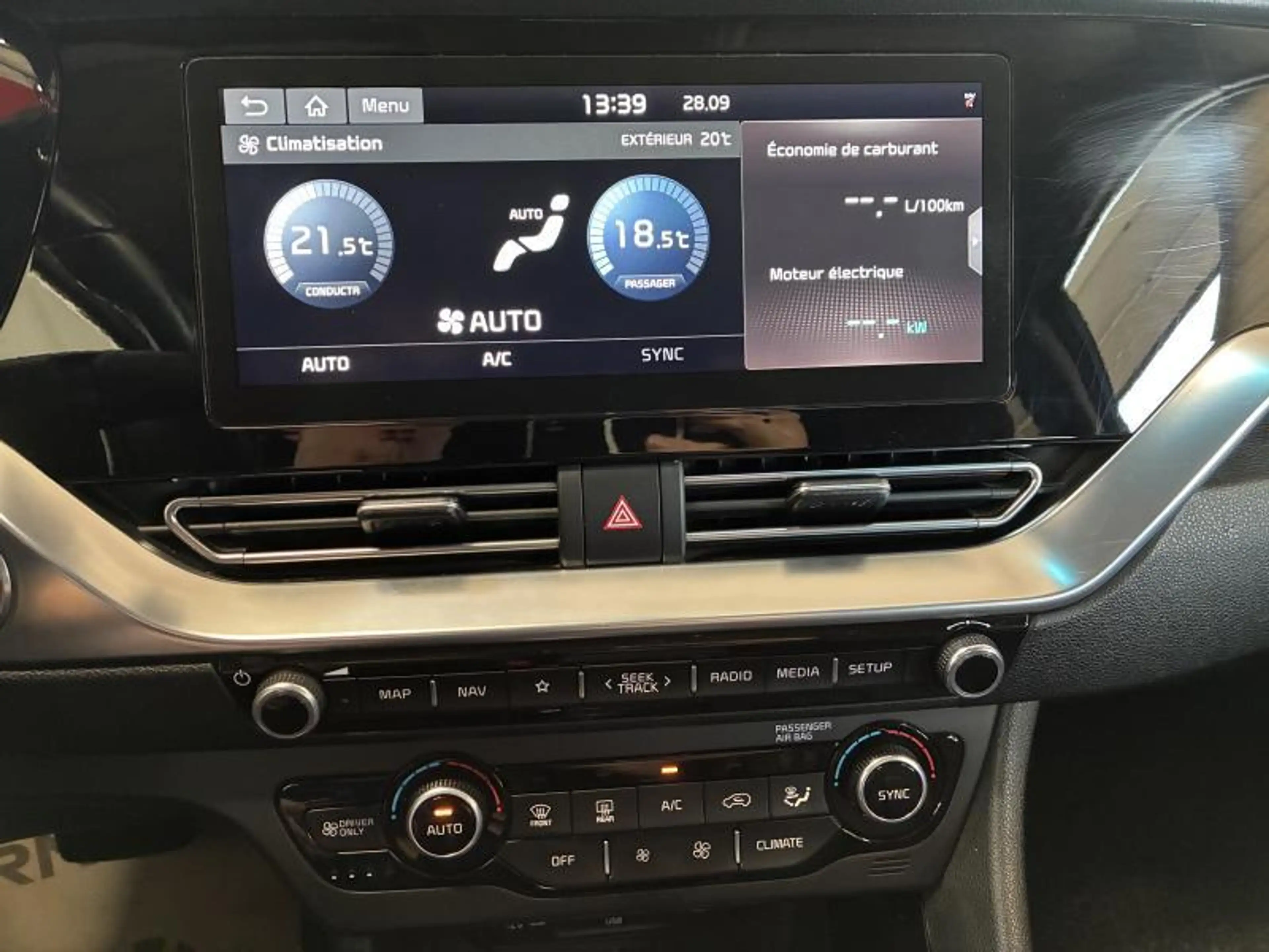 Kia Niro Sense — photo 11