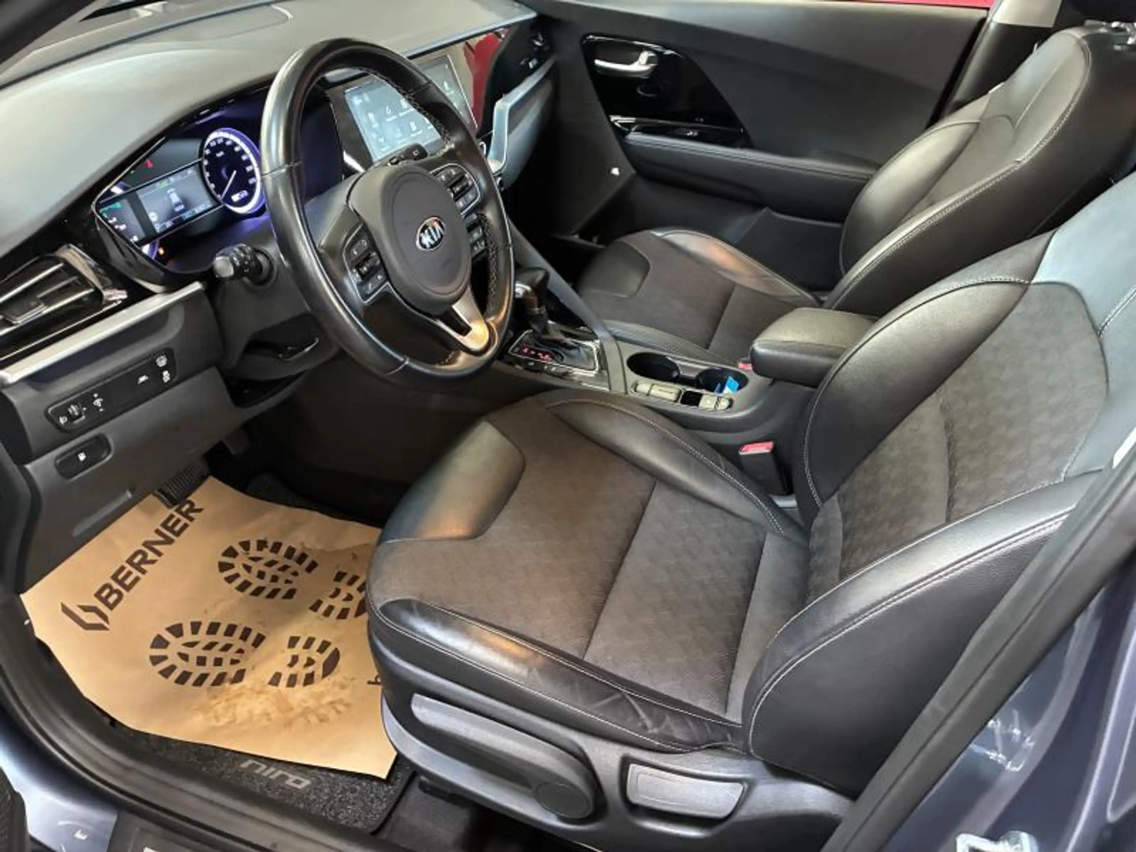 Kia Niro Sense — photo 7