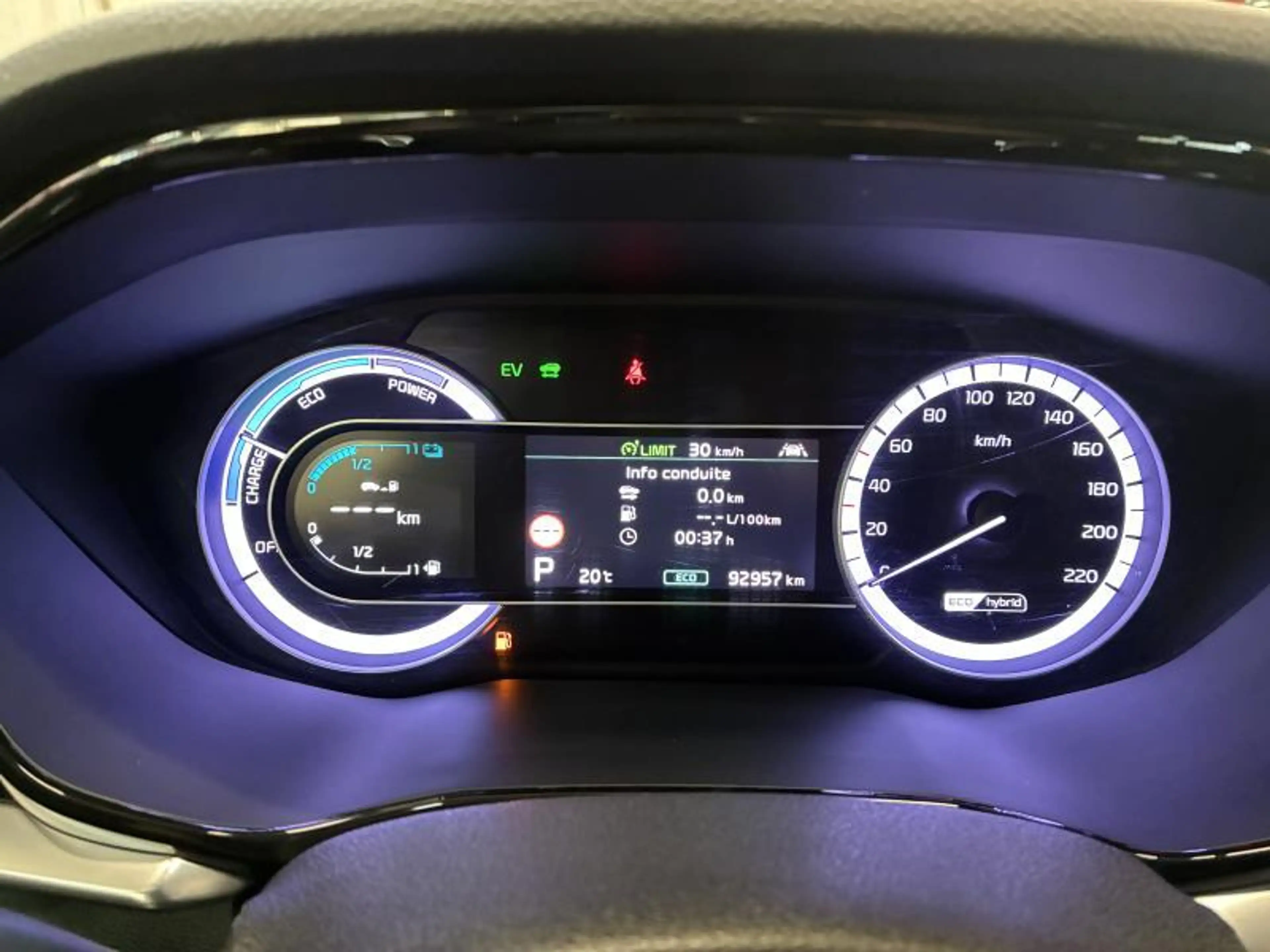 Kia Niro Sense — photo 10