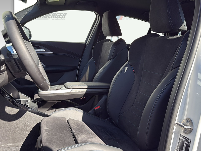 BMW X2 sDrive20i M Sportpaket Pro Head-Up DAB LED SHZ — photo 10