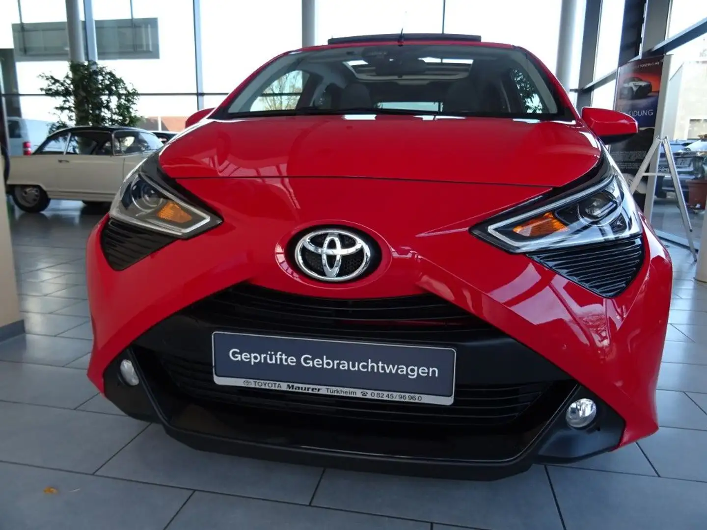 Toyota Aygo X x-play Team Deutschland Rouge - 2