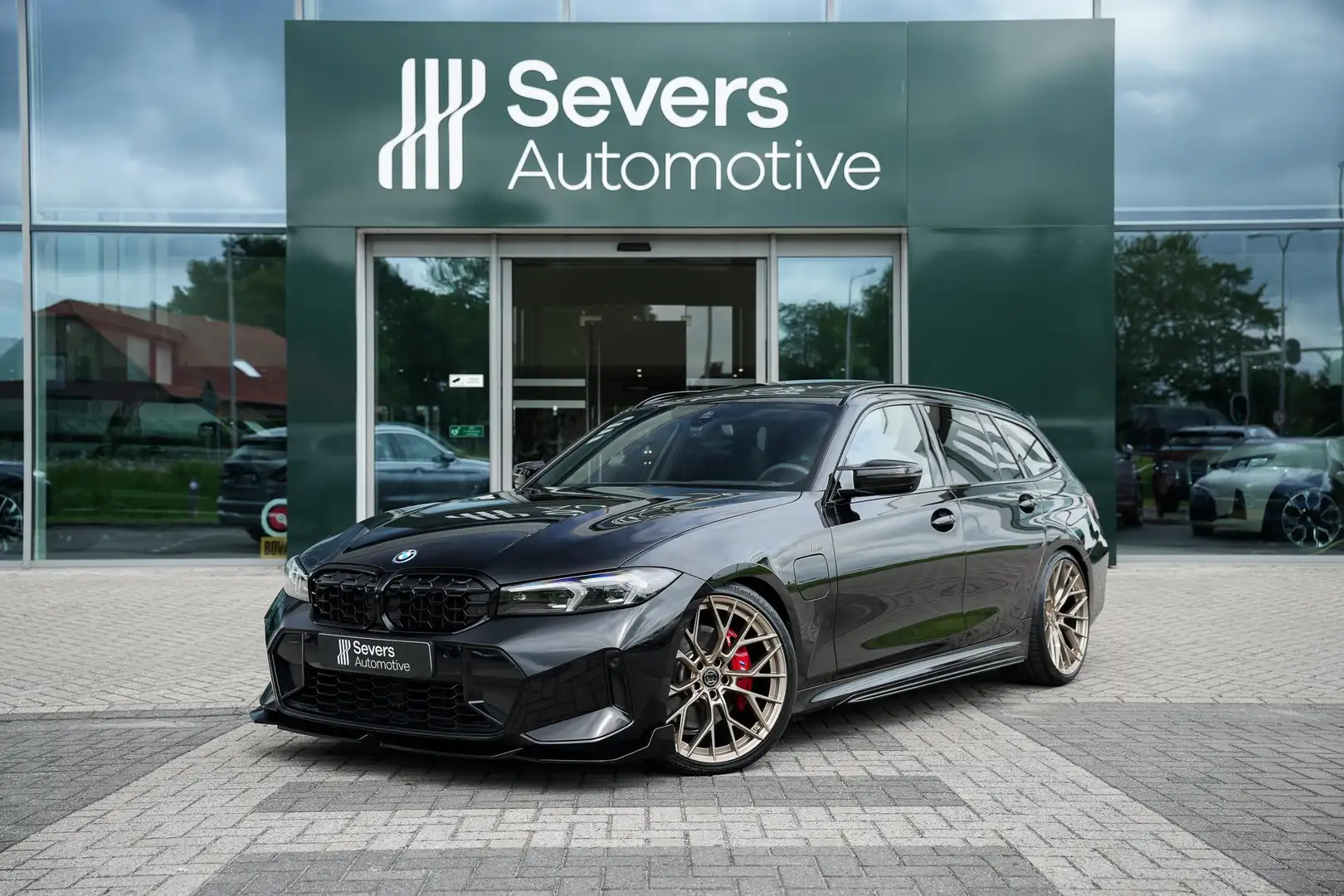 BMW 330 330e Touring LCI II | Severs Automotive x PSR part Noir - 1
