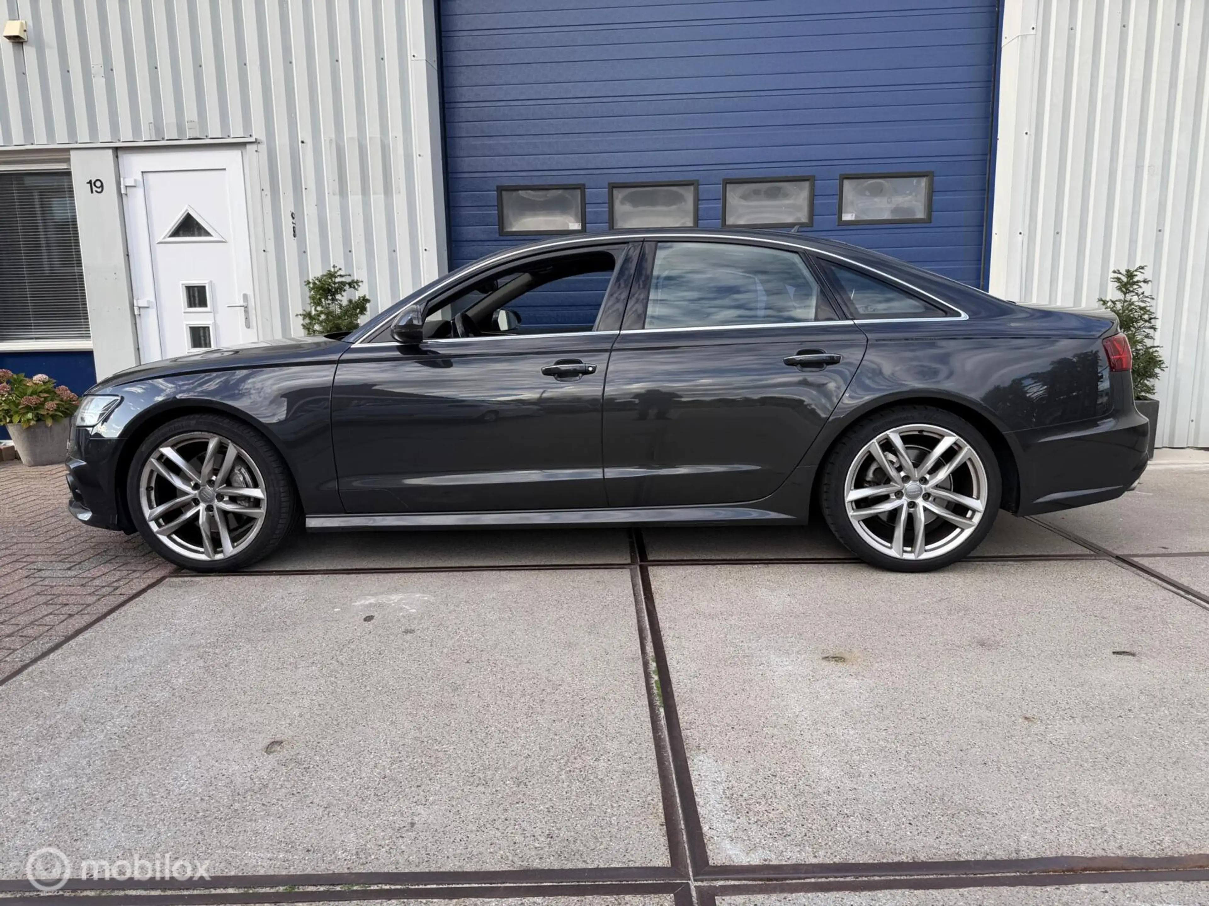 Audi A6 Limousine 3.0 TDI Quattro Business Edition — photo 7