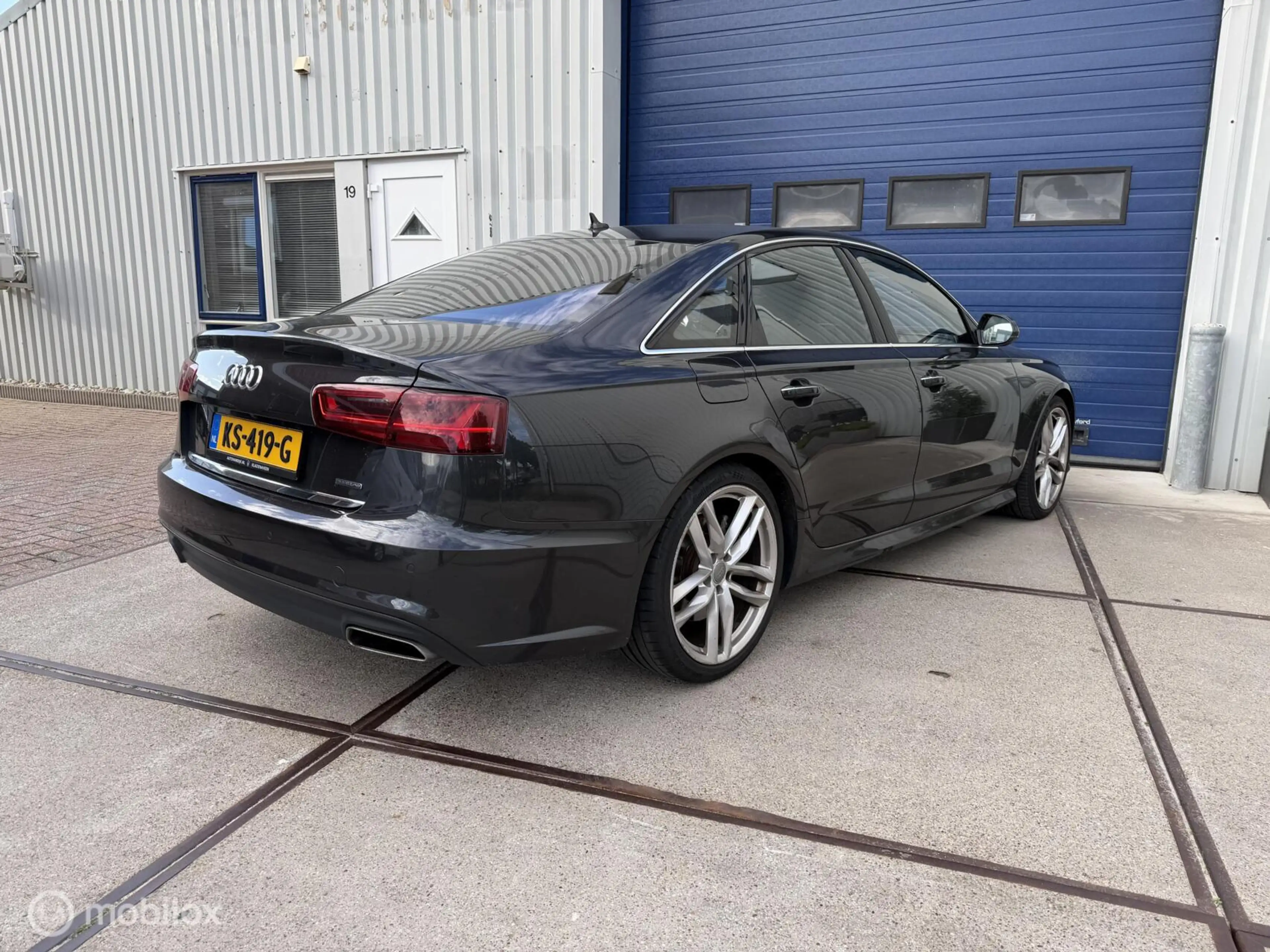 Audi A6 Limousine 3.0 TDI Quattro Business Edition — photo 4