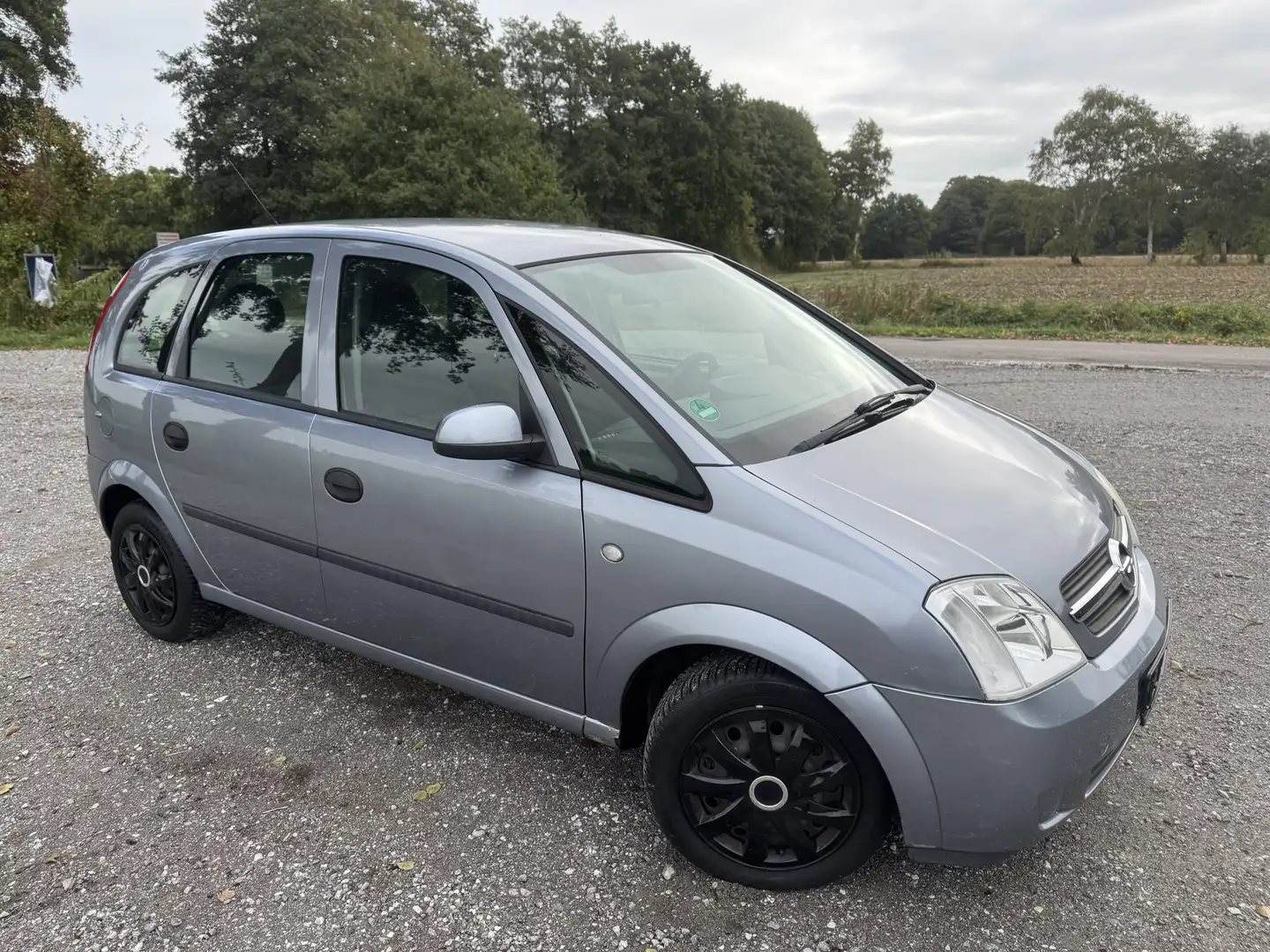 Opel Meriva 1.6 HU/AU 12.2026, Klima Grau - 1