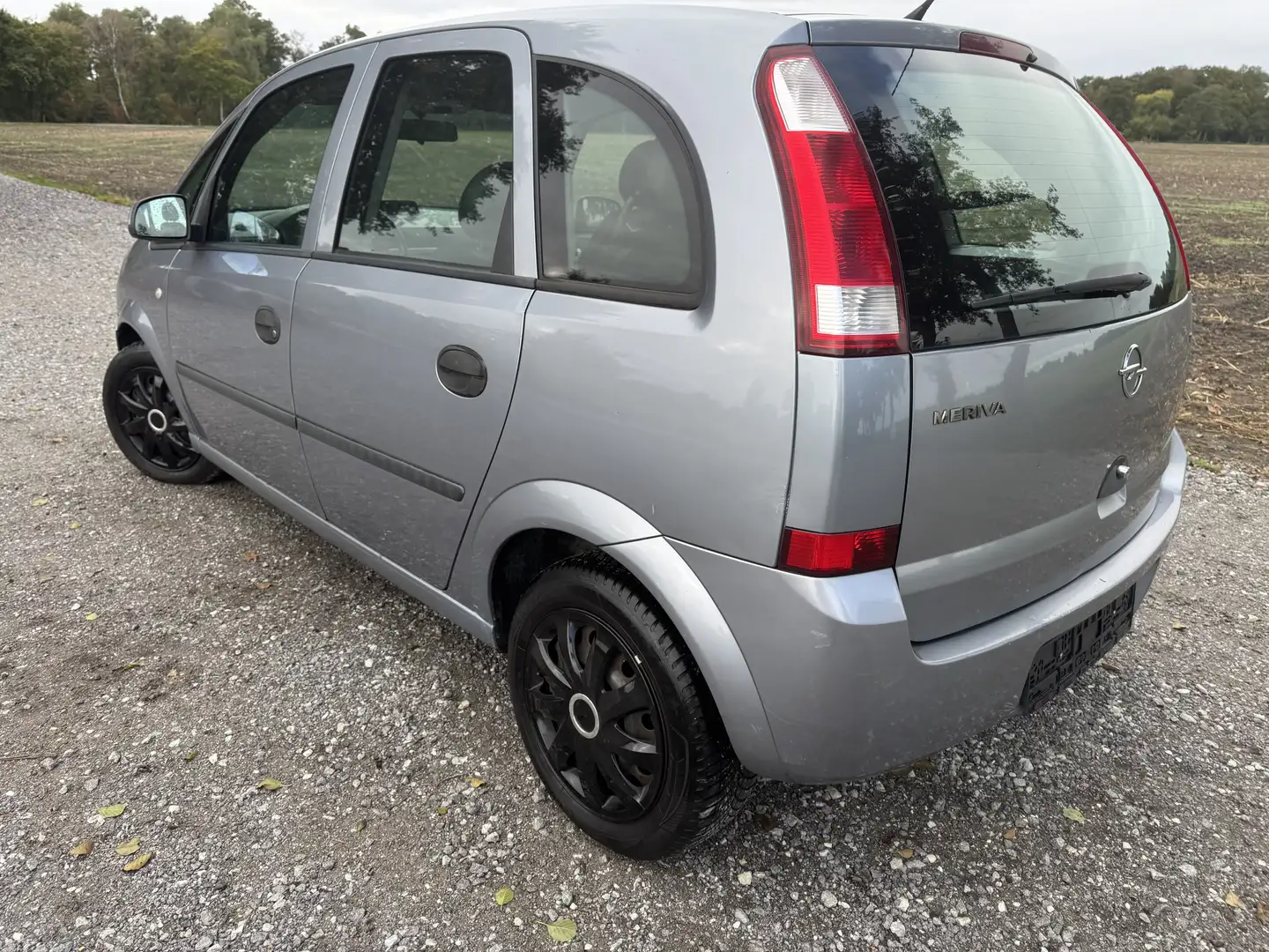 Opel Meriva 1.6 HU/AU 12.2026, Klima Grau - 2