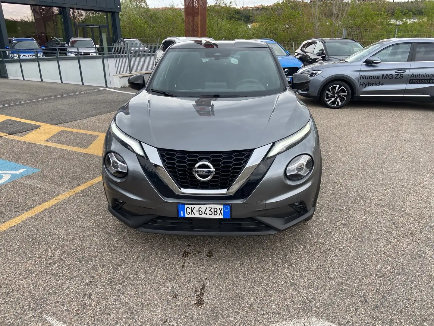 Nissan Juke 1.0 DIG-T 114 CV N-Connecta Grigio - 2
