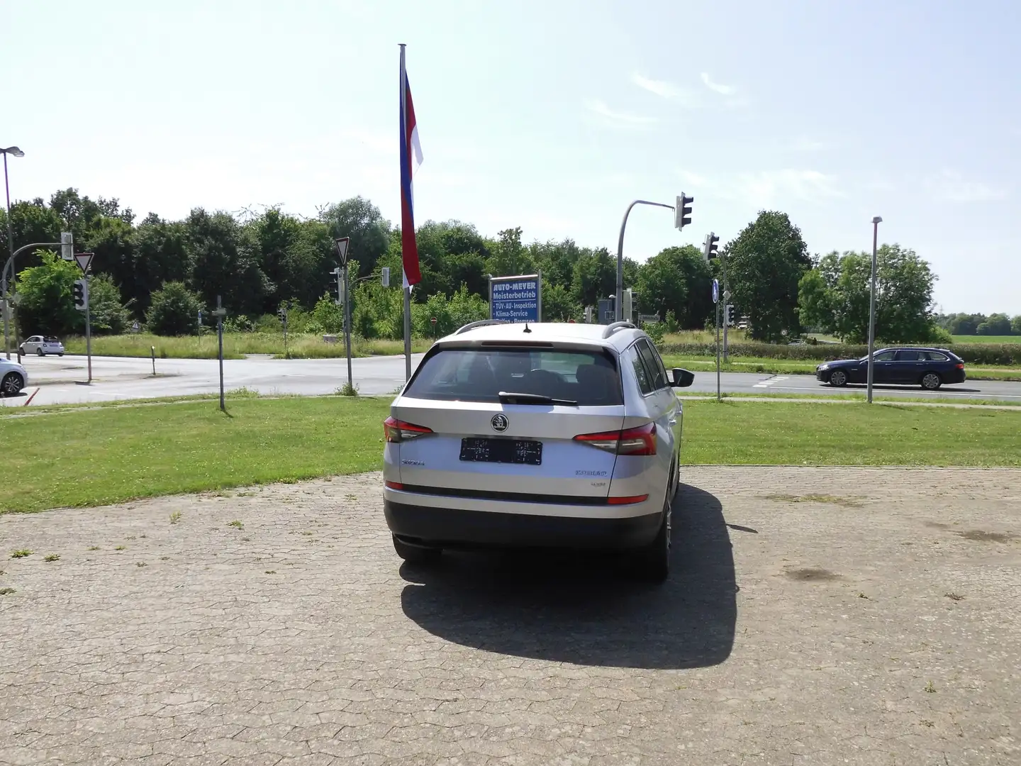 Skoda Kodiaq Ambition 4x4 Silber - 2
