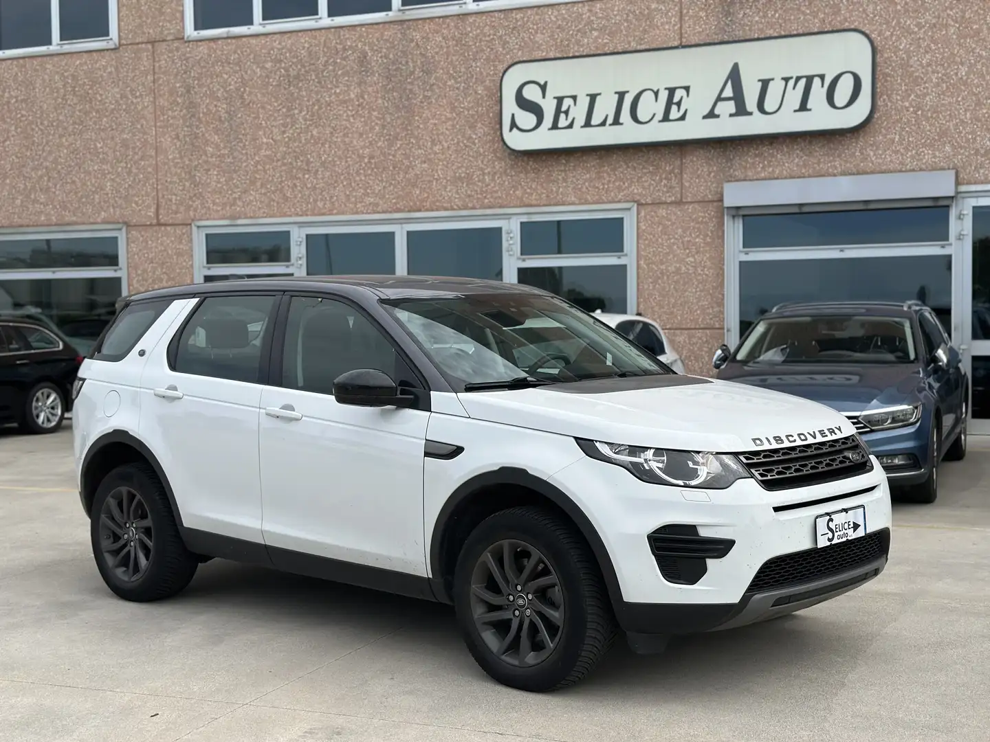 Land Rover Discovery Sport 2.0 td4 HSE awd 150cv - 1