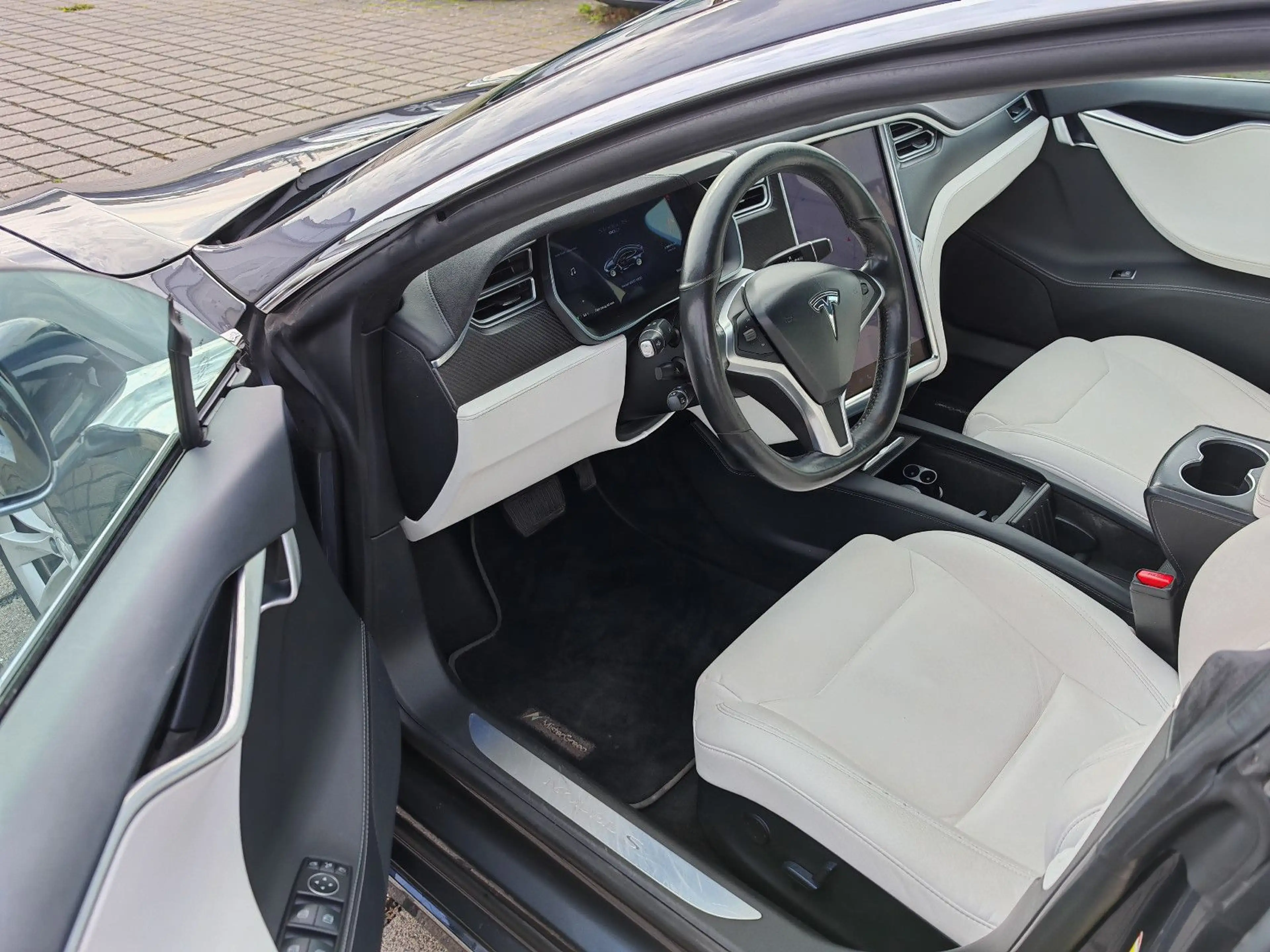 Tesla Model S 90D | FSD | VOLL | SoH 85,1% — photo 2