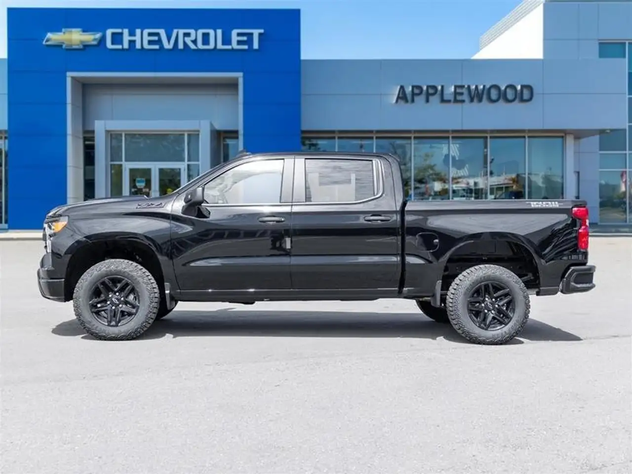 Chevrolet Silverado 1500 снимка Chevrolet Silverado 1500