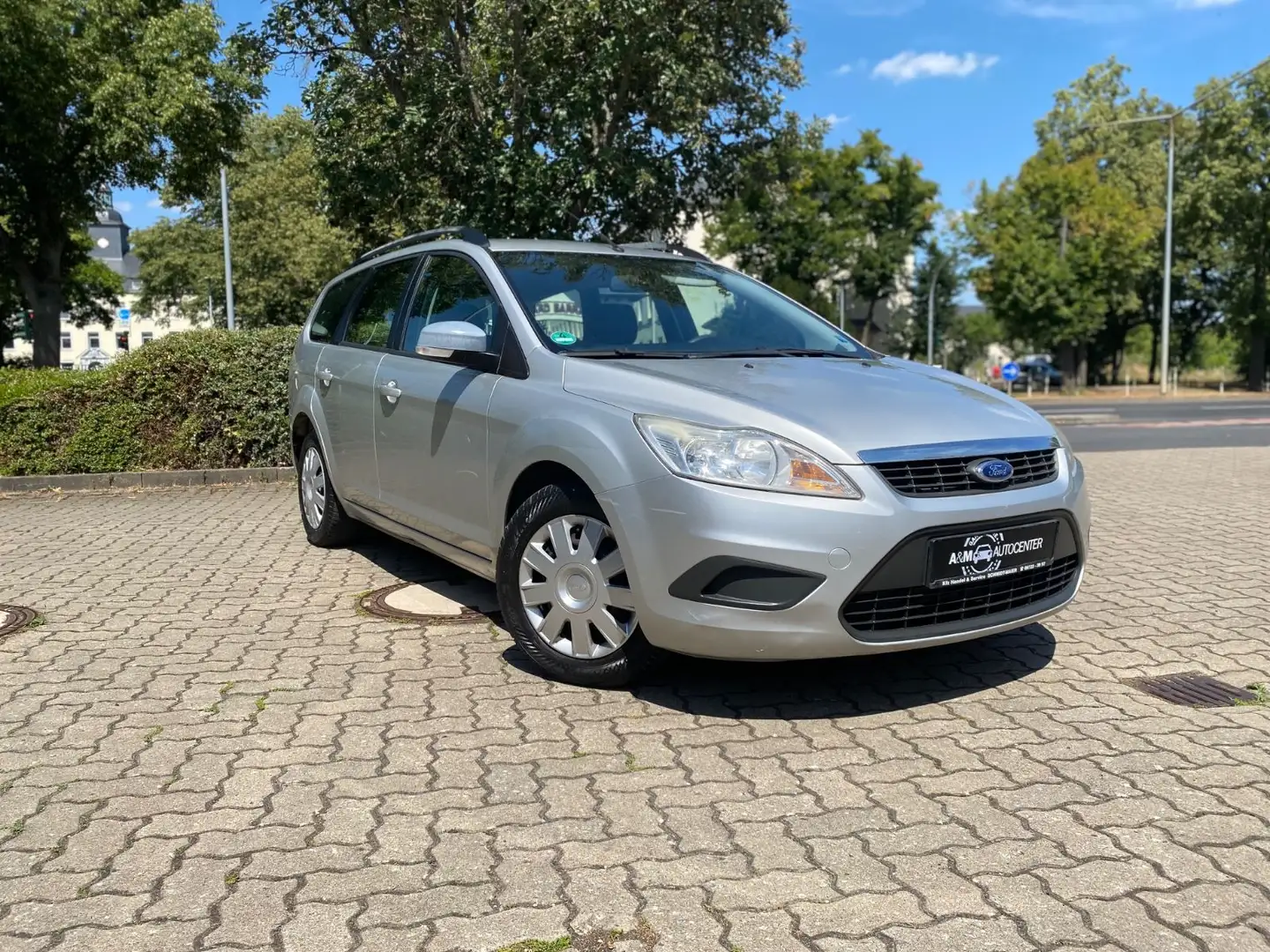 Ford Focus Turnier Style  TÜV NEU Anhängerkupplung Silber - 1