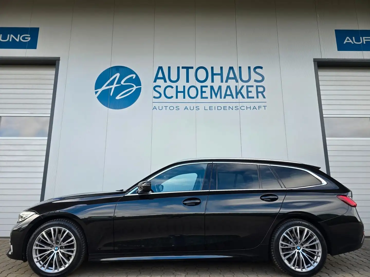 BMW 320 d Luxury Line*G21*Leder,AHK,HIFI,DAB,Dr.Ass Noir - 2