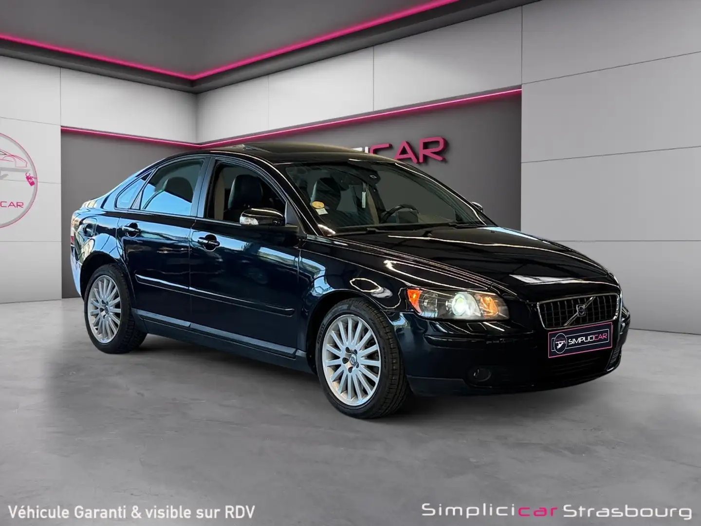 Volvo S40 S40 D5 - 180 Summum Geartronic A Schwarz - 1