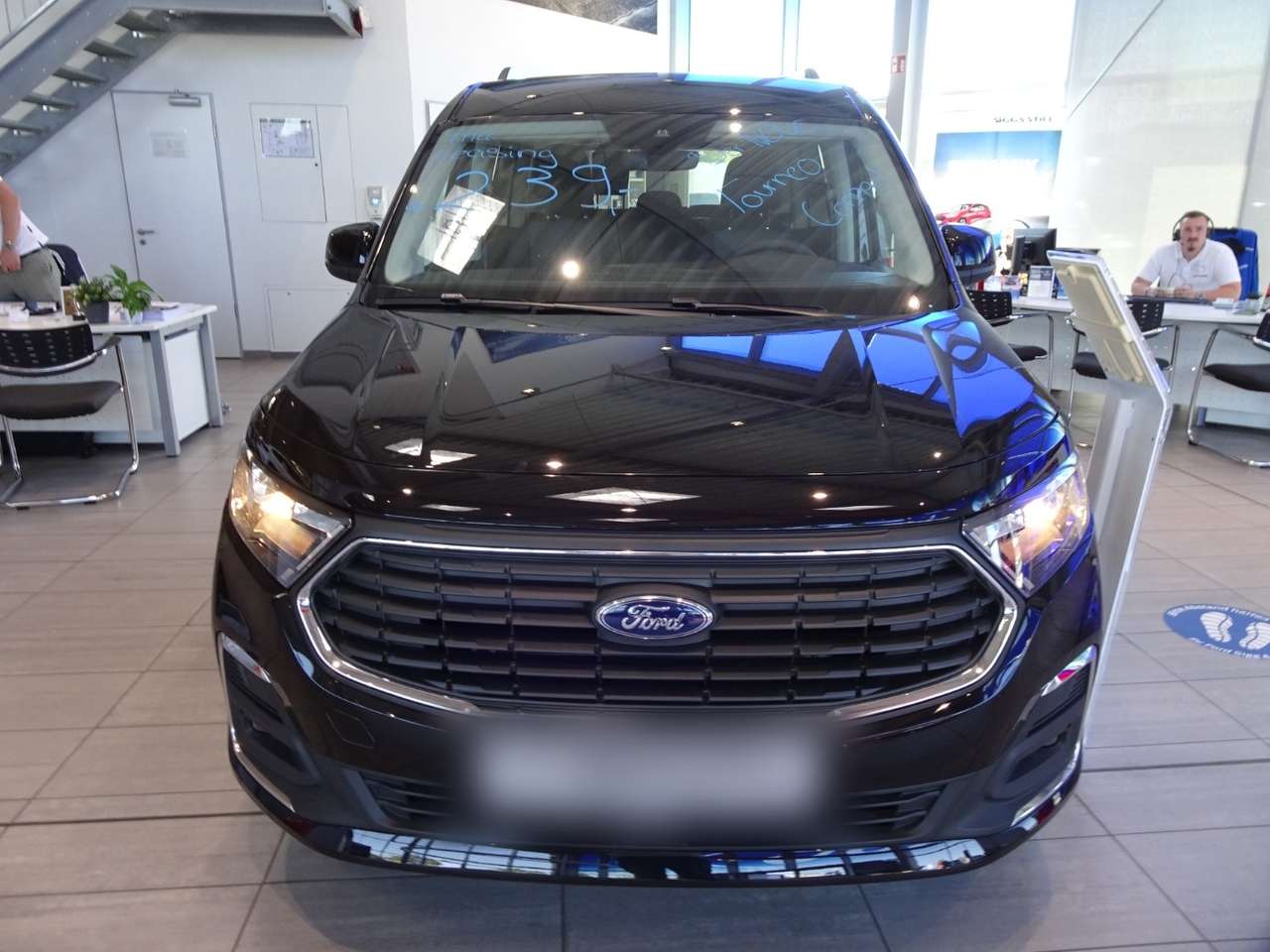 Ford-Tourneo Connect-Titanium L1 IACC*BLIS*KLIMAAUT