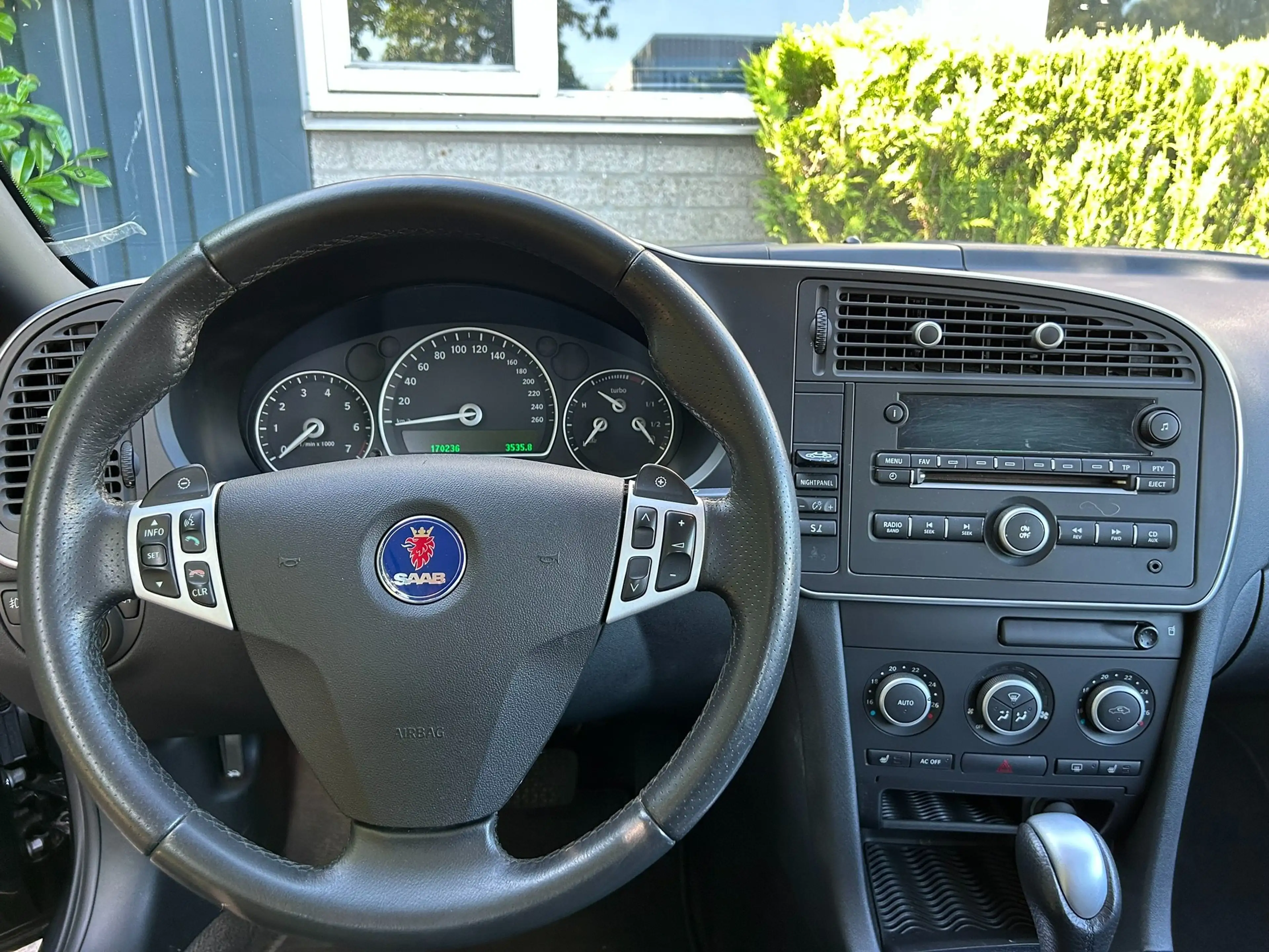 Saab 9-3 2.0T Vector Cabrio AUT Xenon Cruise Airco — photo 8