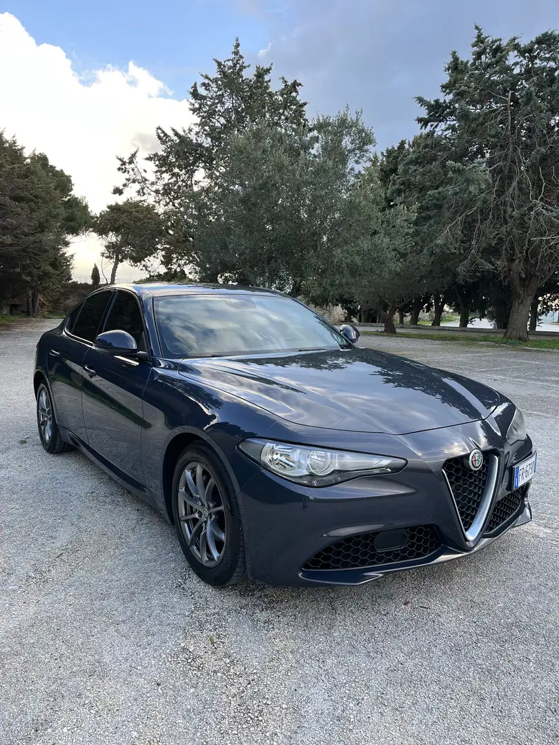 Alfa Romeo Giulia 2.2 t Super 150cv auto - 1