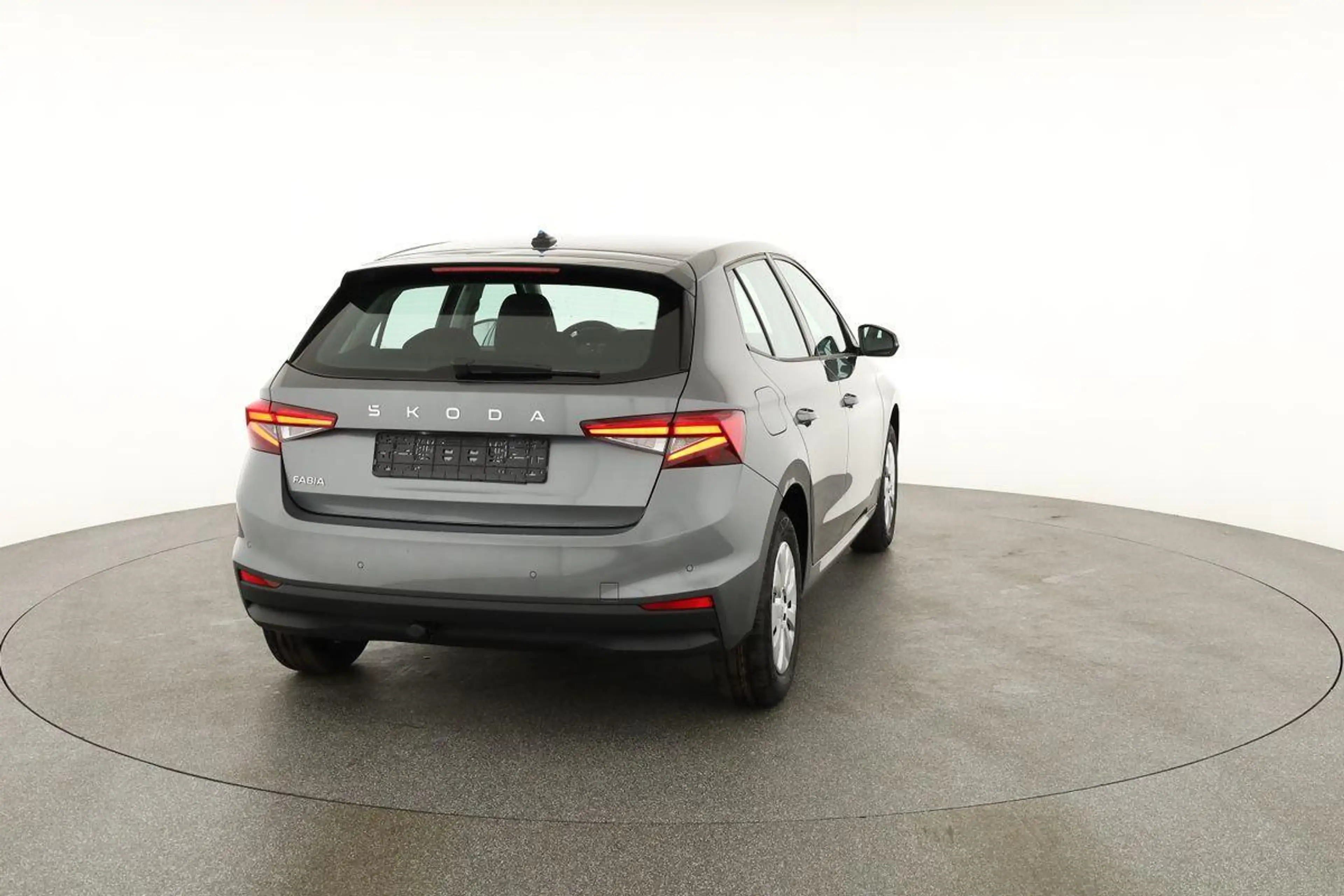 Skoda Fabia Selection 1.0 TSI Selection, AHK, Tempomat, Lad... — photo 15