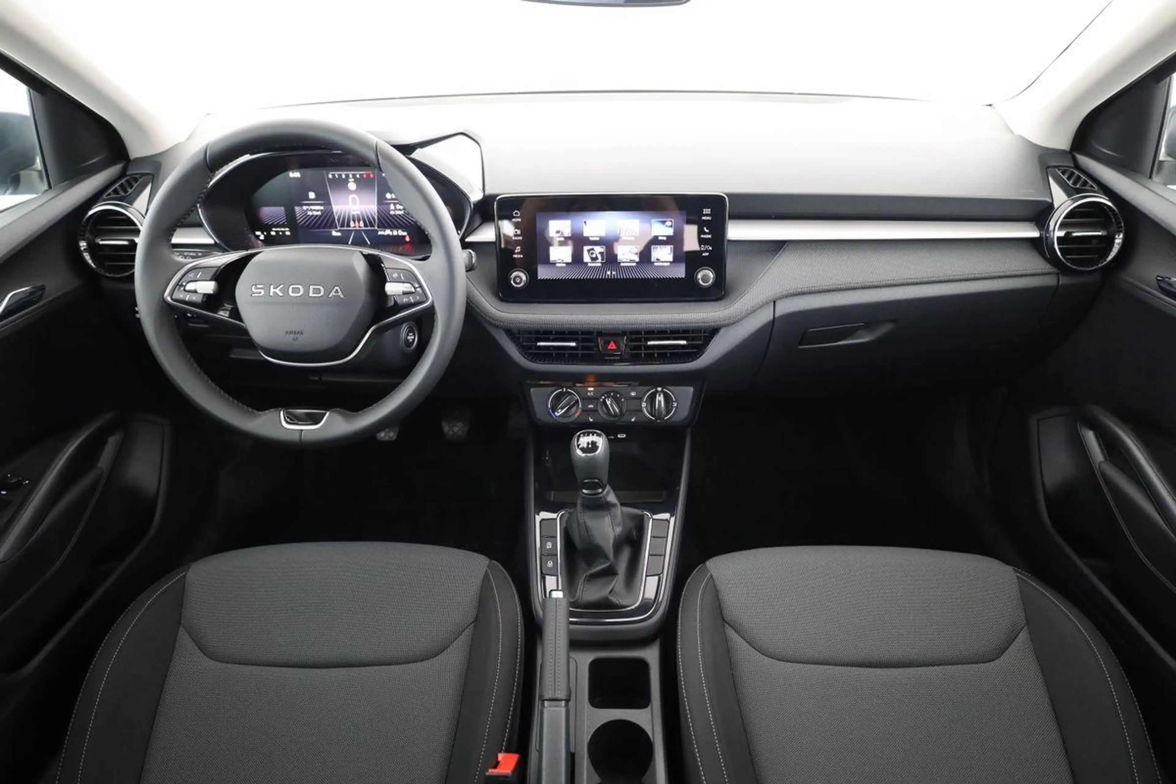 Skoda Fabia Selection 1.0 TSI Selection, AHK, Tempomat, Lad... — photo 4