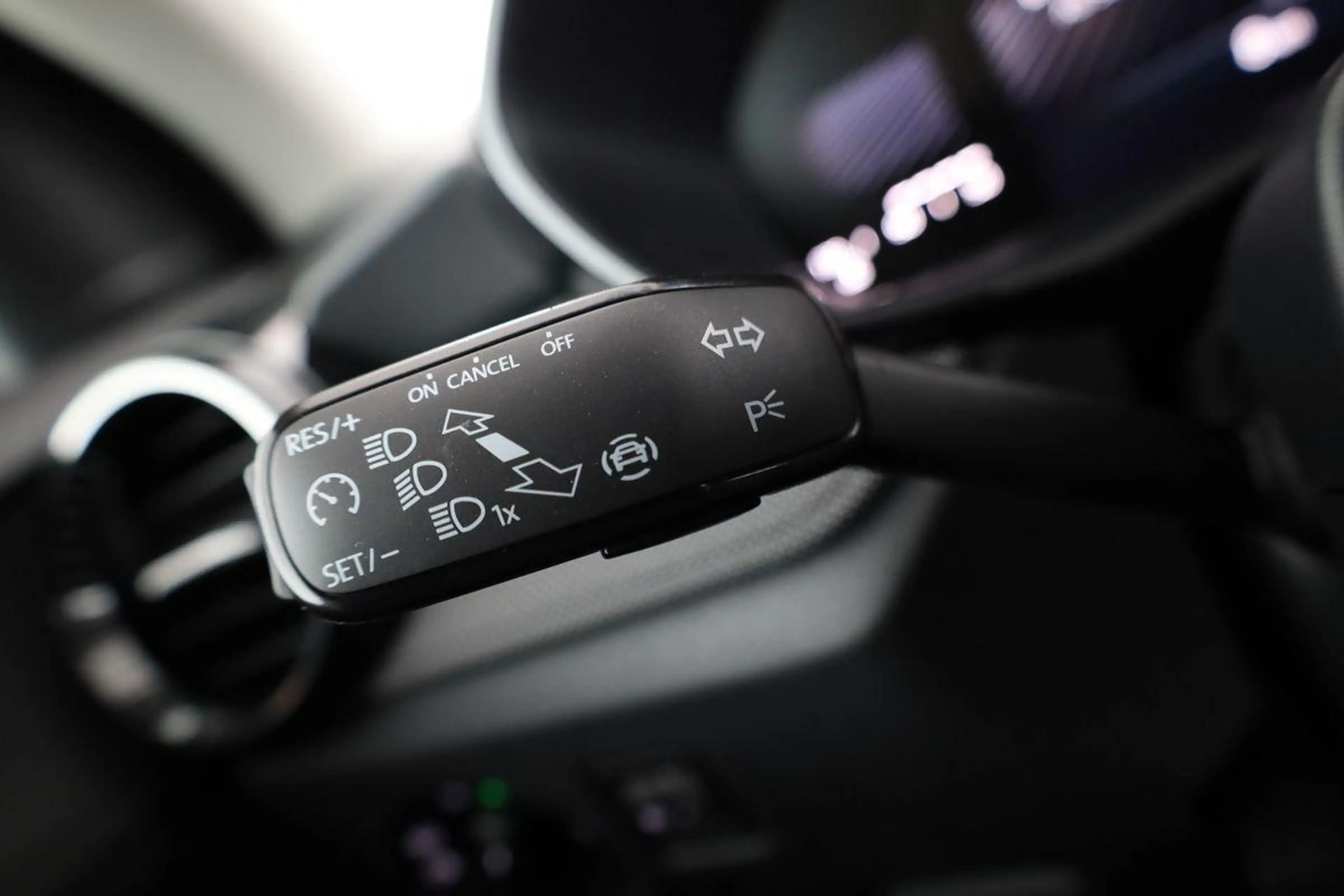 Skoda Fabia Selection 1.0 TSI Selection, AHK, Tempomat, Lad... — photo 8