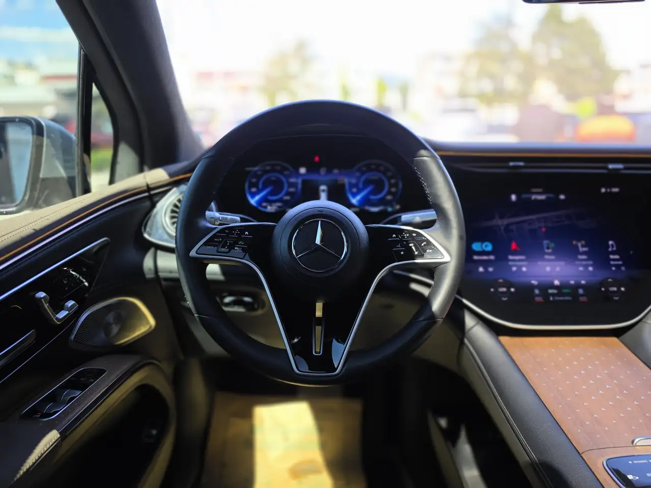 Mercedes-Benz EQS снимка Mercedes-Benz EQS