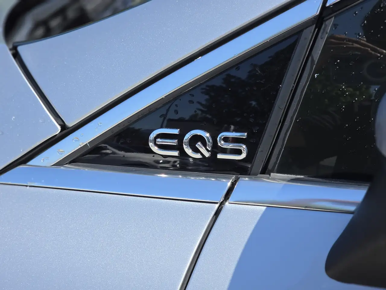 Mercedes-Benz EQS снимка Mercedes-Benz EQS