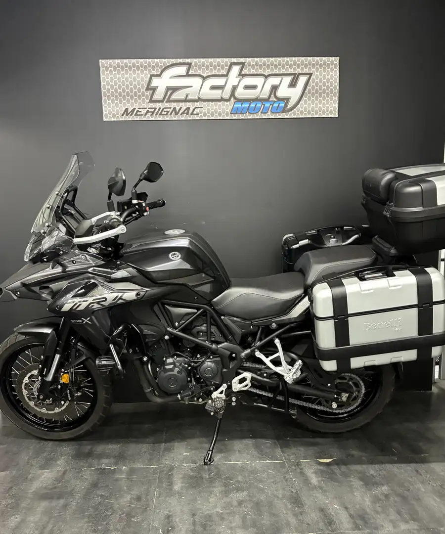 Benelli TRK 502 Noir - 2