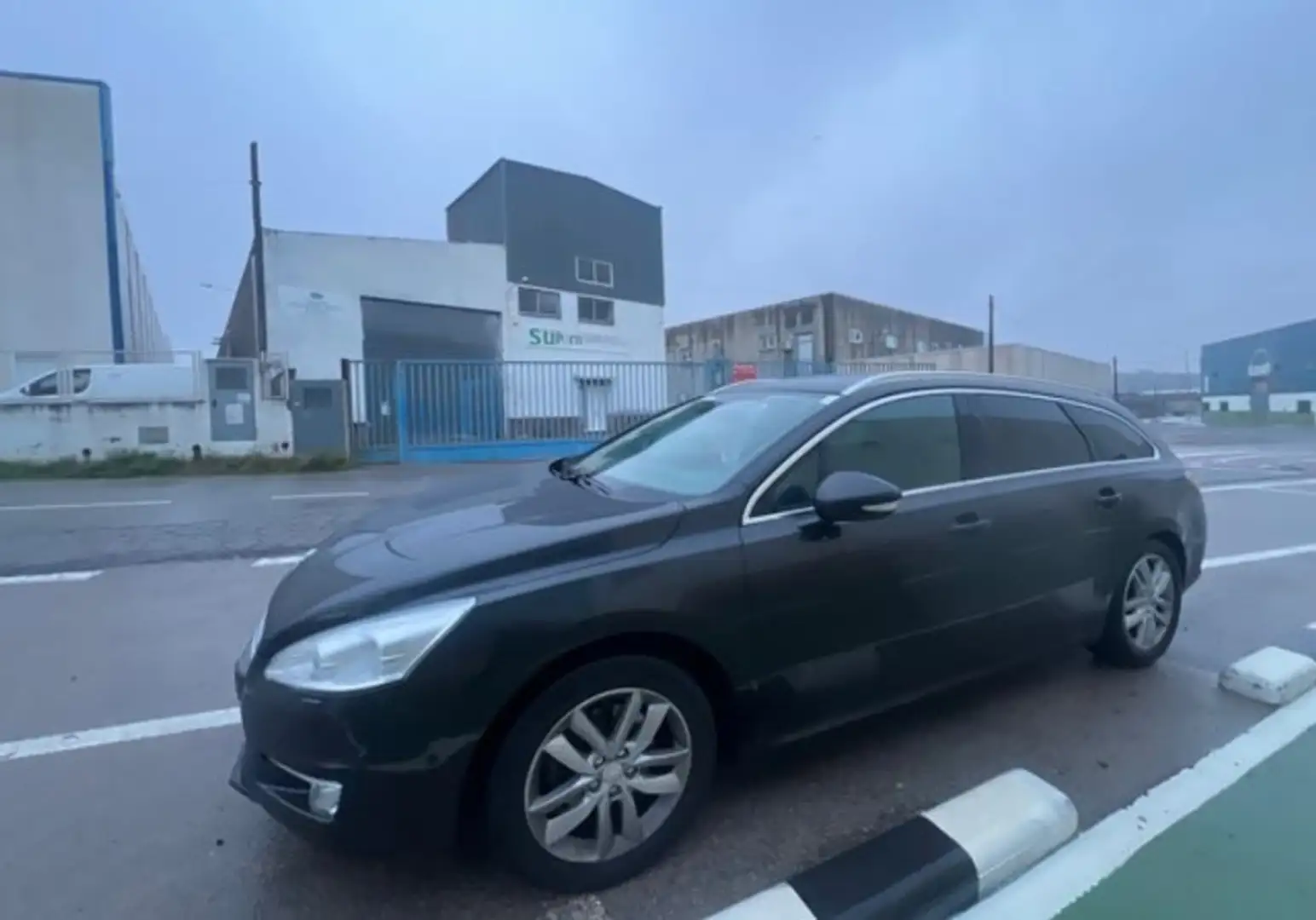 Peugeot 508 SW 1.6 THP Allure Negro - 2