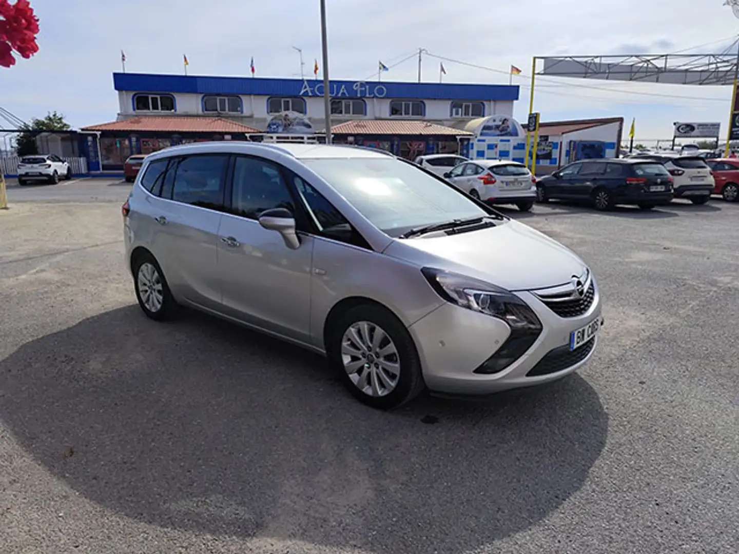 Opel Zafira Tourer 1.4 T Excellence Aut. Plateado - 2