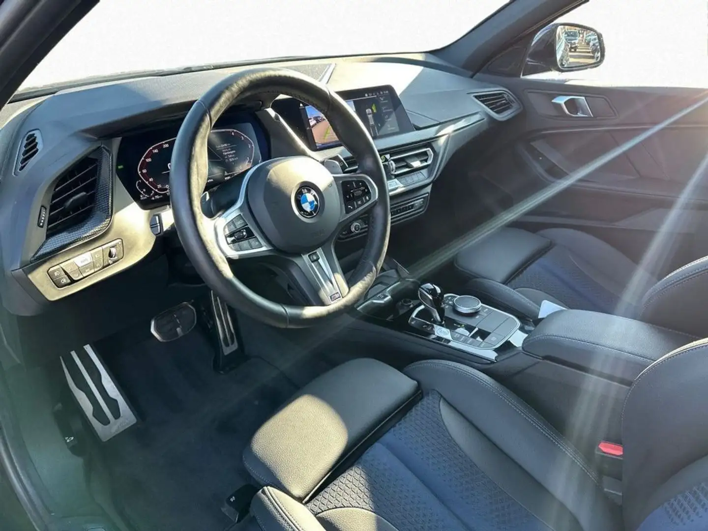 BMW 120 120d XDRIVE M SPORT Чёрный - 2