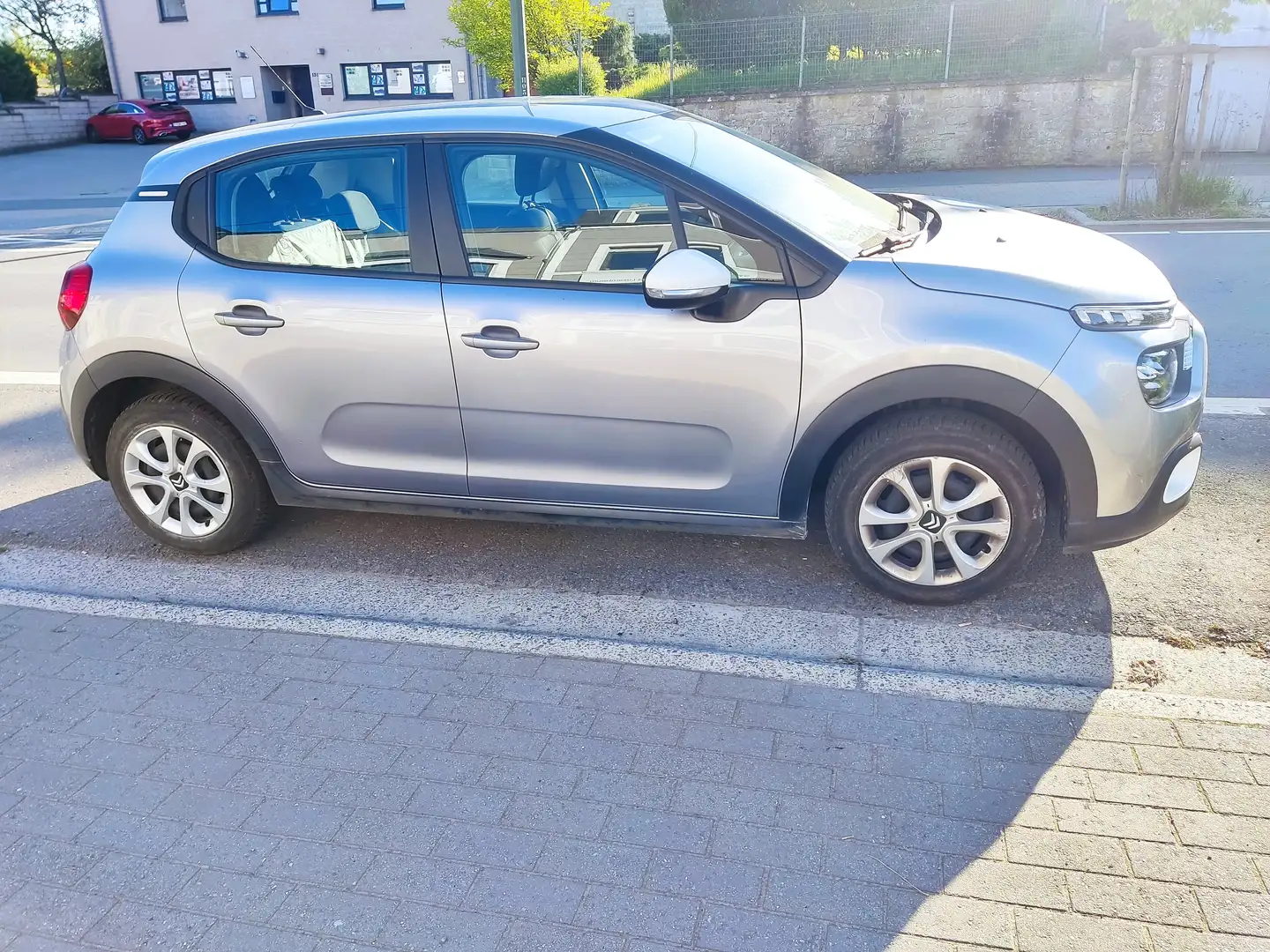 Citroen C3 C3 1.2i PureTech You S Grijs - 2