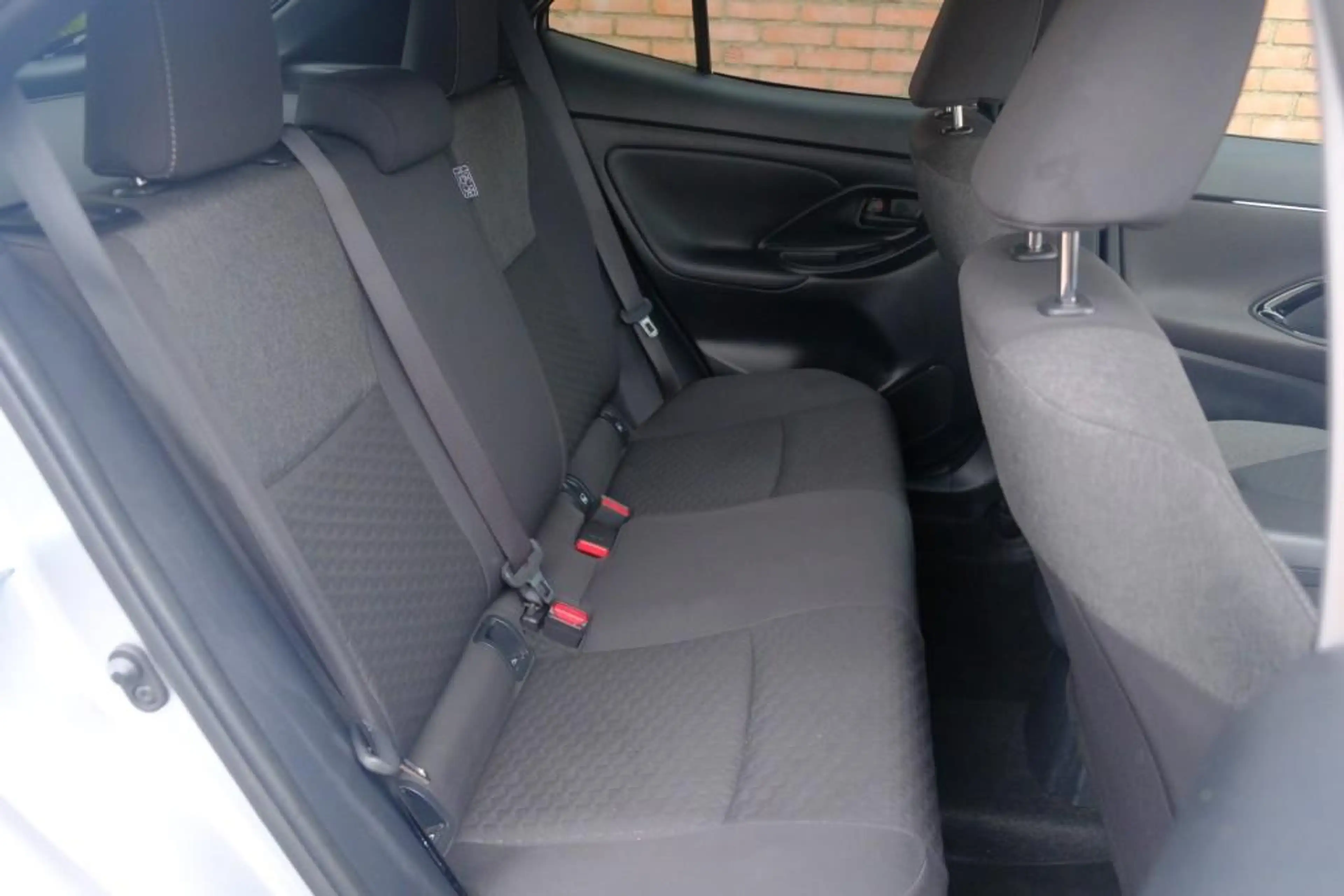 Toyota Yaris Cross 1.5 Hybrid 115pk CVT Dynamic - Adaptieve cruise - — photo 3