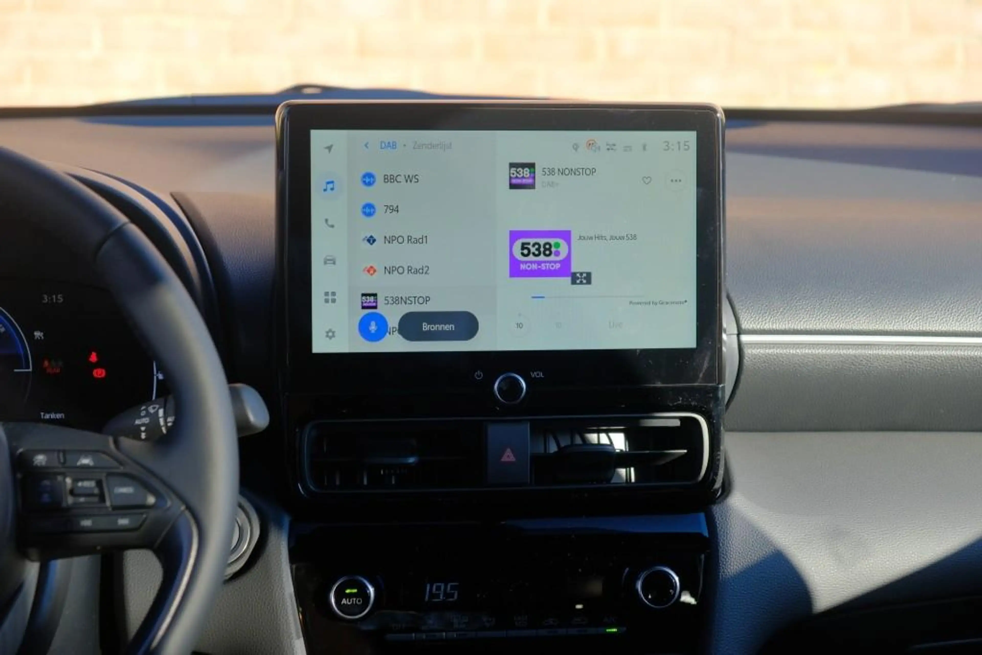 Toyota Yaris Cross 1.5 Hybrid 115pk CVT Dynamic - Adaptieve cruise - — photo 14