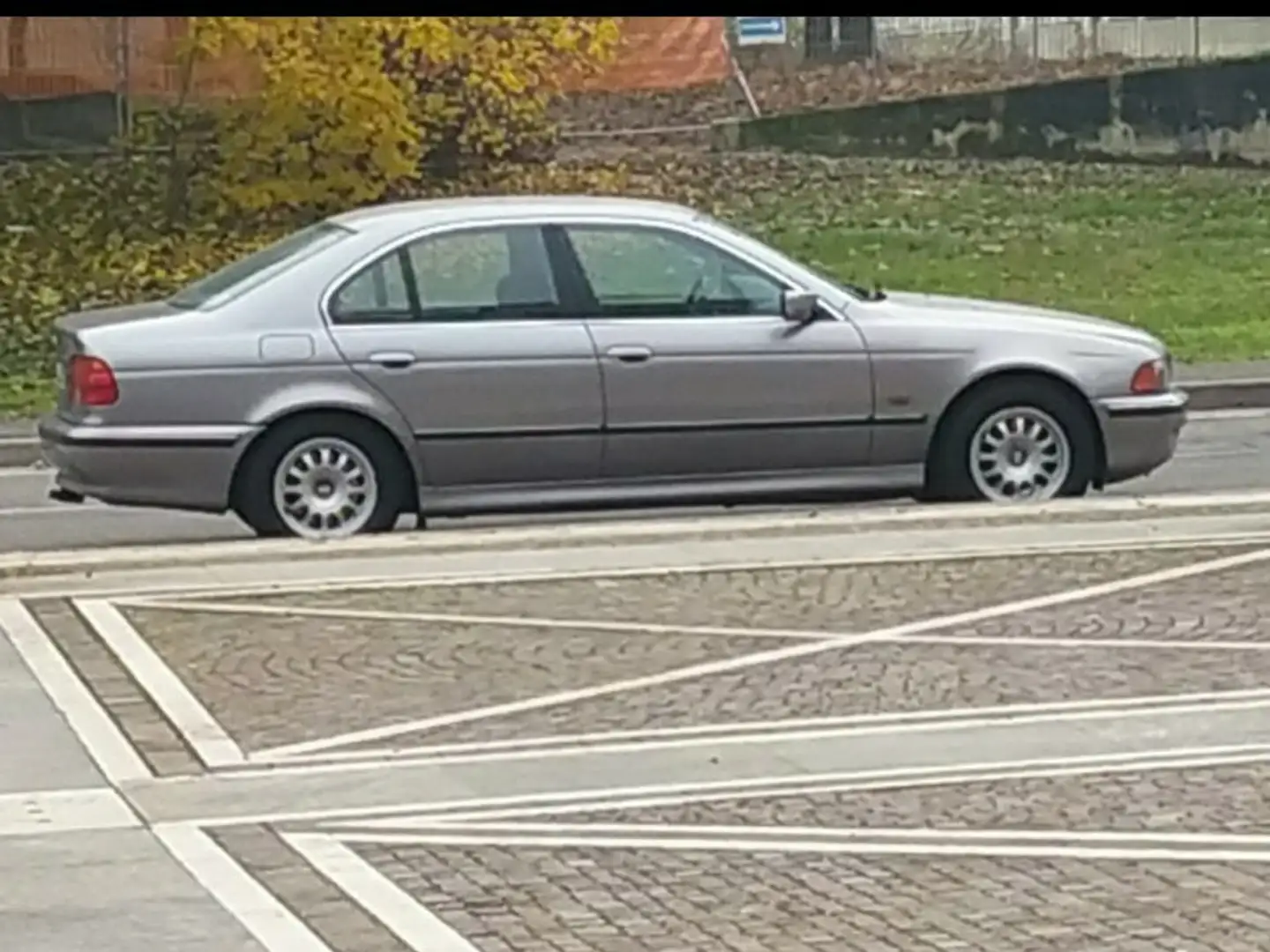 BMW 520 520i Eletta Grigio - 1
