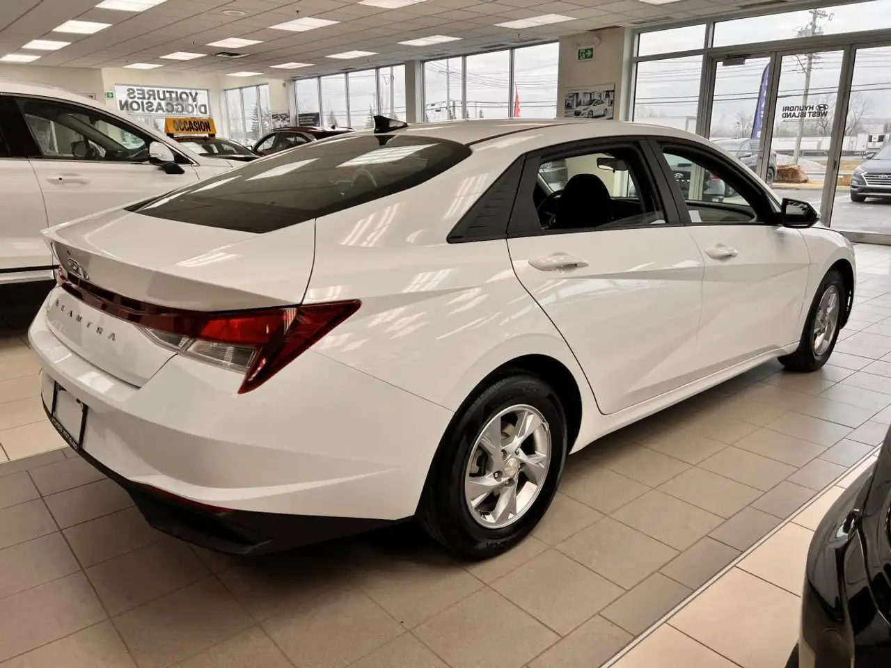 Hyundai ELANTRA снимка Hyundai ELANTRA