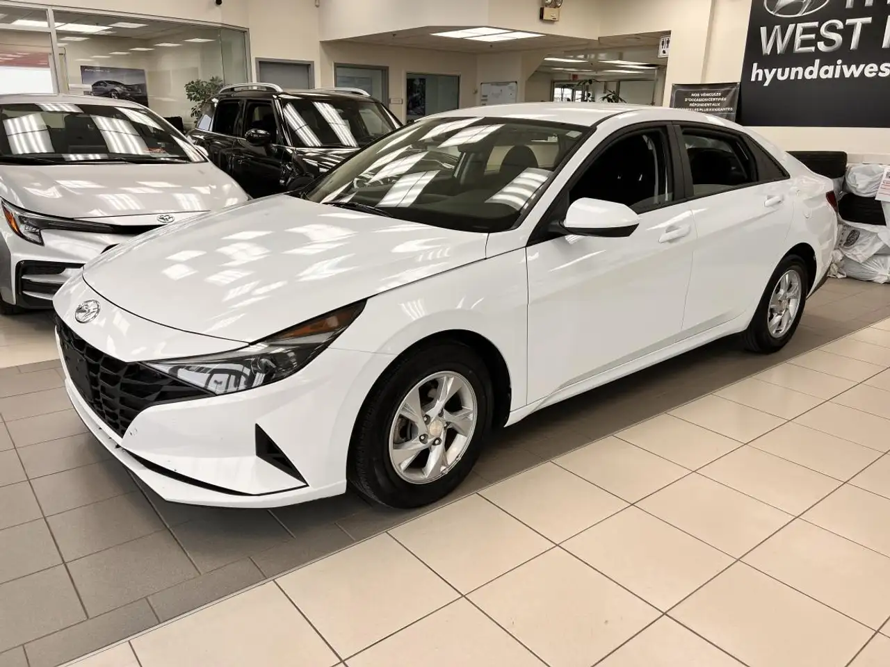 Hyundai ELANTRA снимка Hyundai ELANTRA